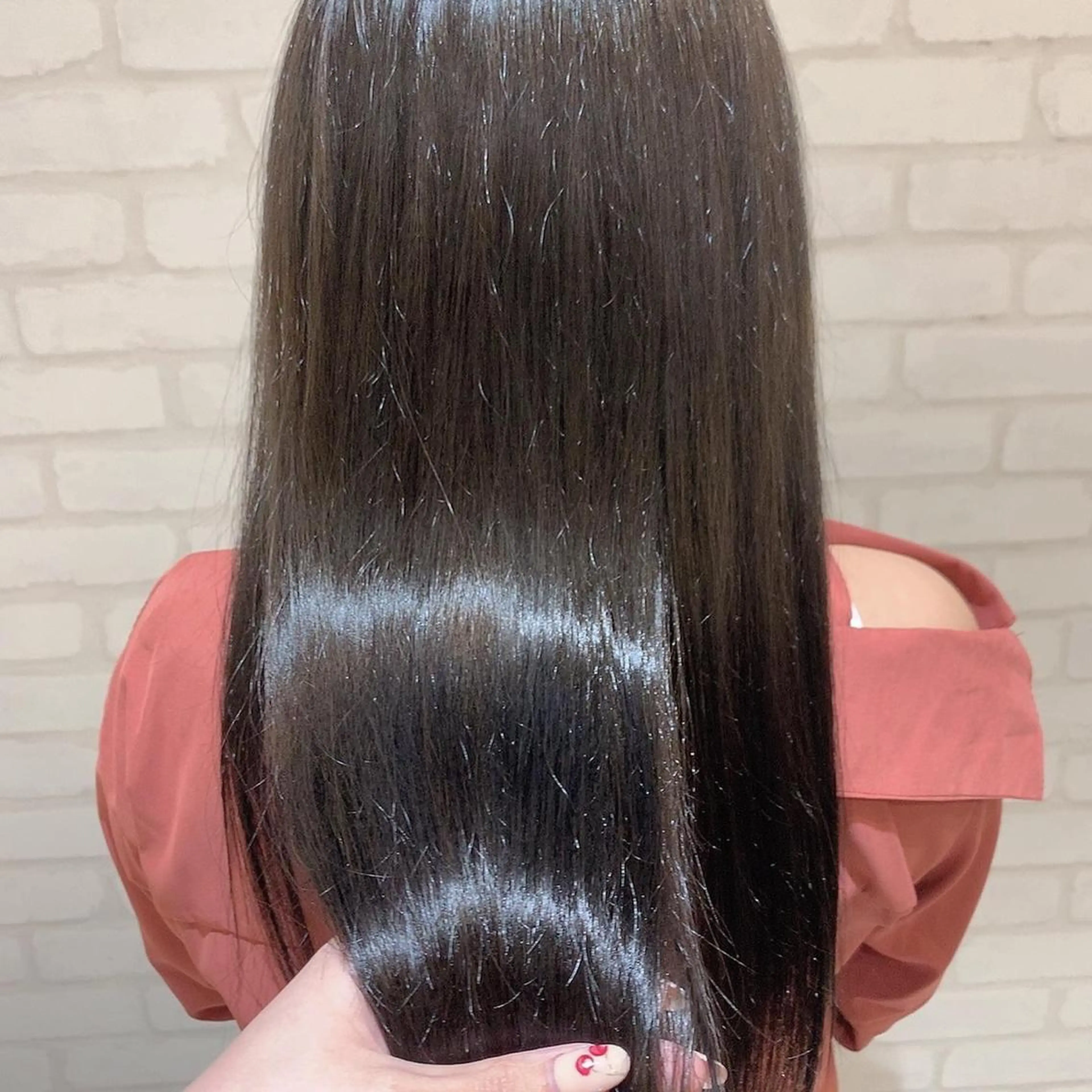 カラー ヤマダ サクラのヘアスタイル