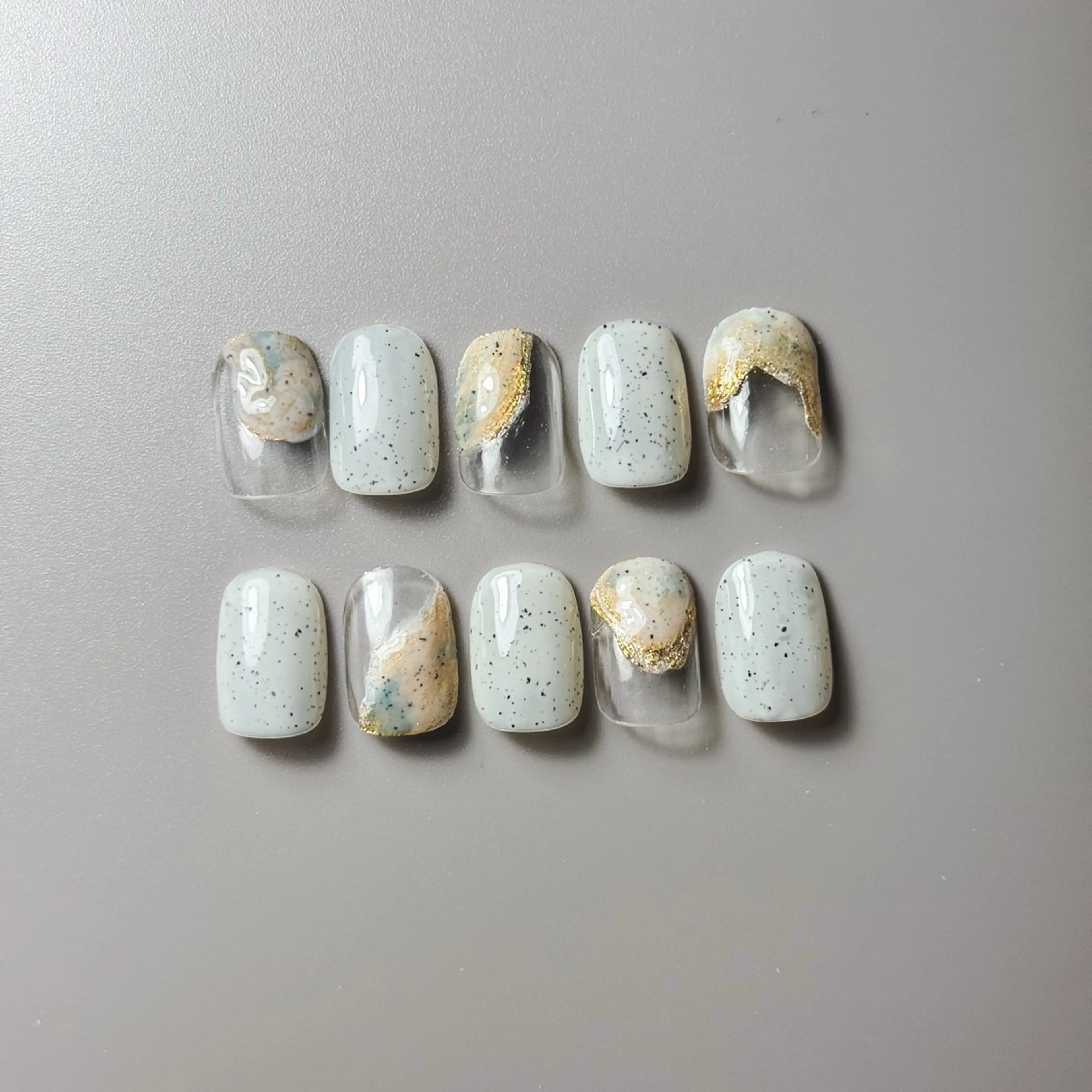 ネイル ニュアンスネイル 手描きアート🎨 tama|竹ノ塚のネイルデザイン