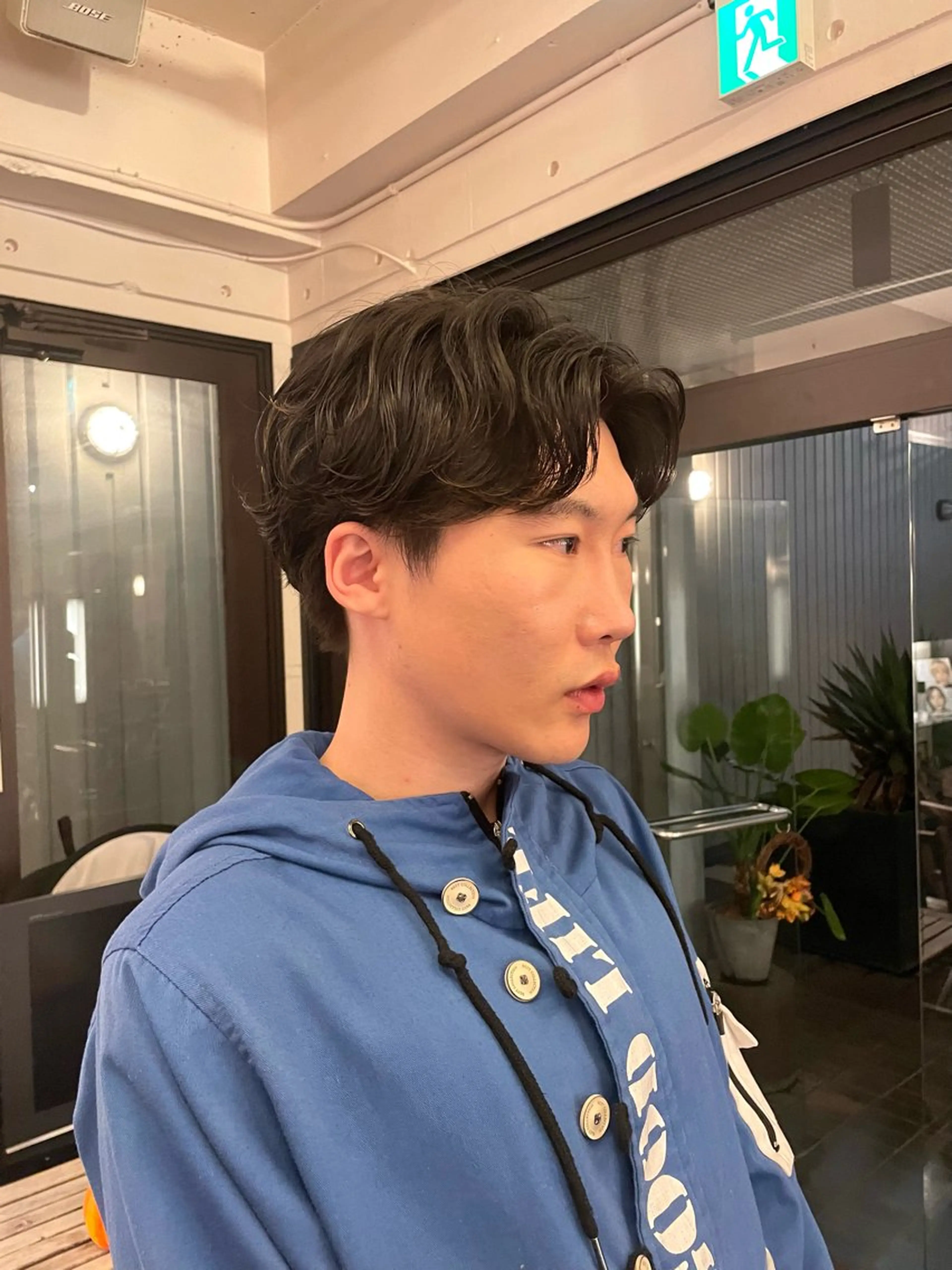 ショート パーマ メンズ メンズパーマ TIECHEL所属・韓国ナチュラル・ ベージュ/落合夏希のヘアスタイル