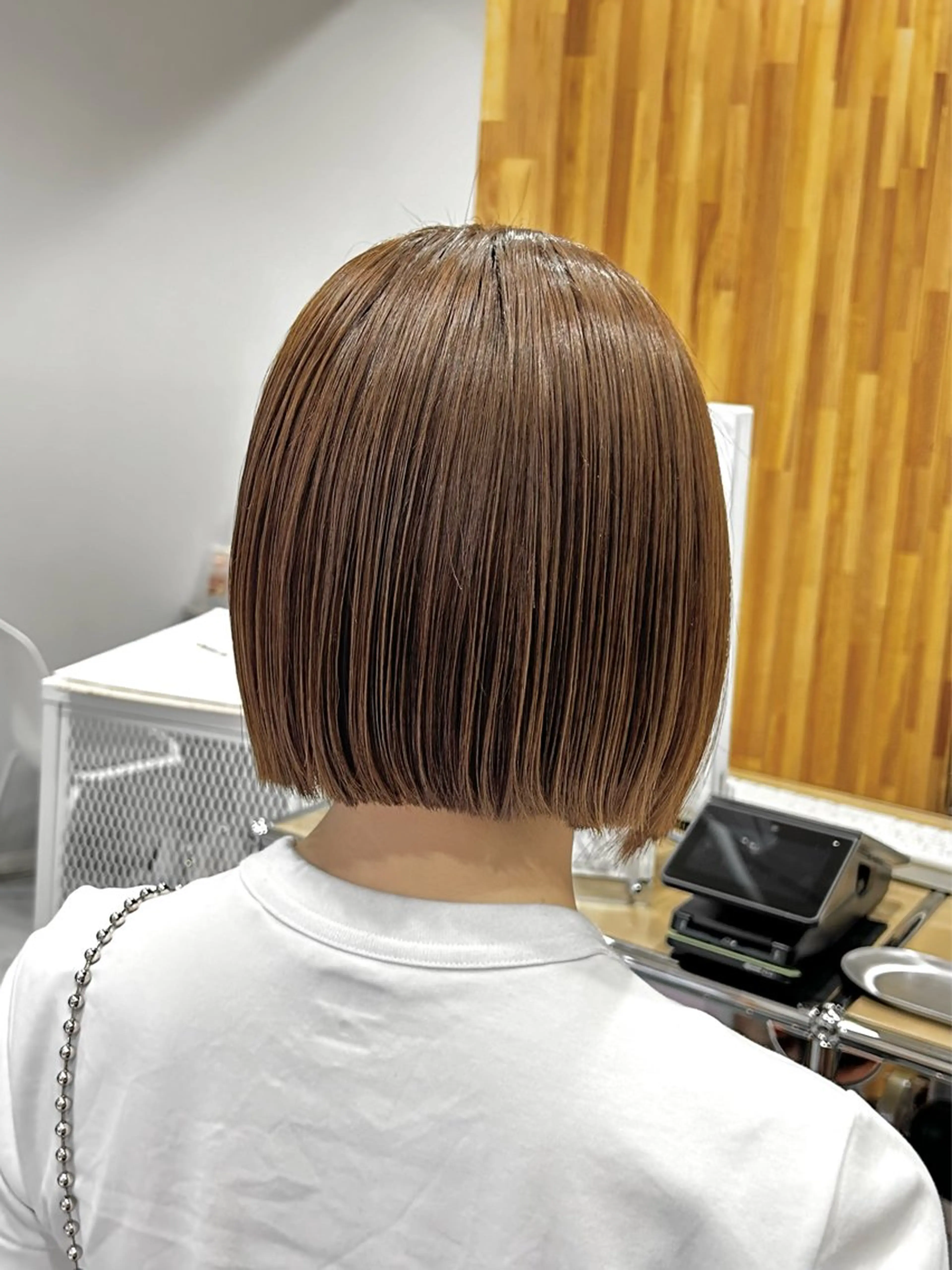 ショート カラー カット ヘアカラー トリートメント ぱつっとボブ/ 小野あかねのヘアスタイル