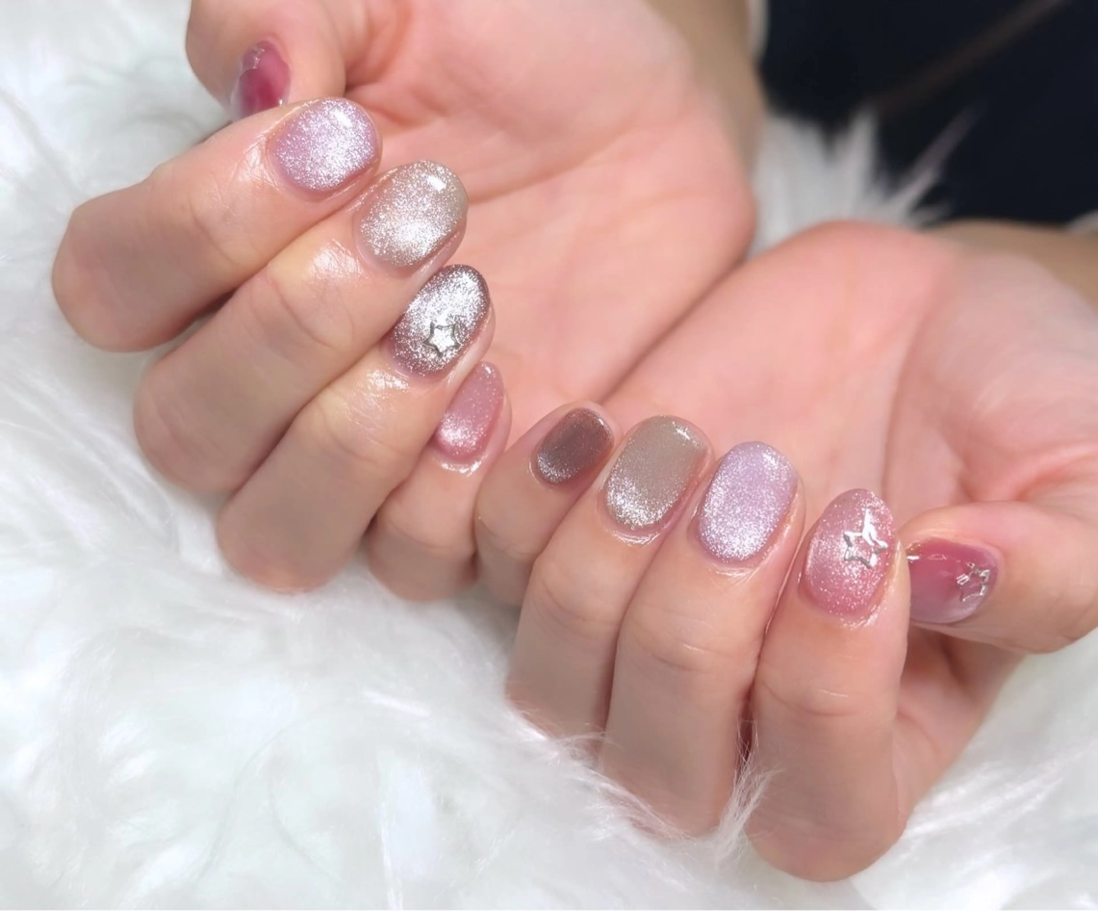 ネイル キラキラネイル マグネットネイル ハンドネイル sugarroll所属・エステ・ネイルサロン sugarrollのネイルデザイン