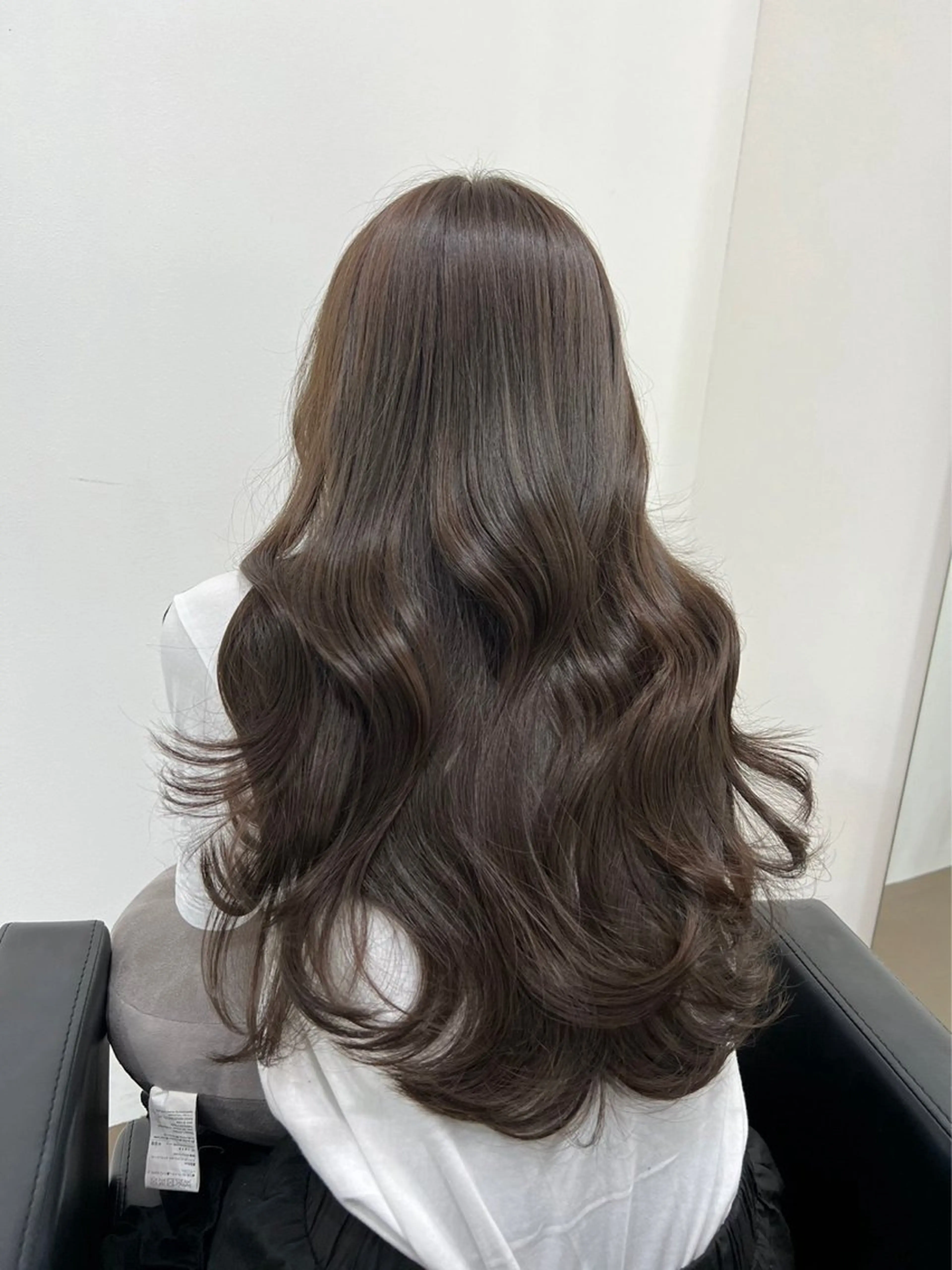 ロング カラー ヘアカラー トリートメント 平山 茉歩のヘアスタイル