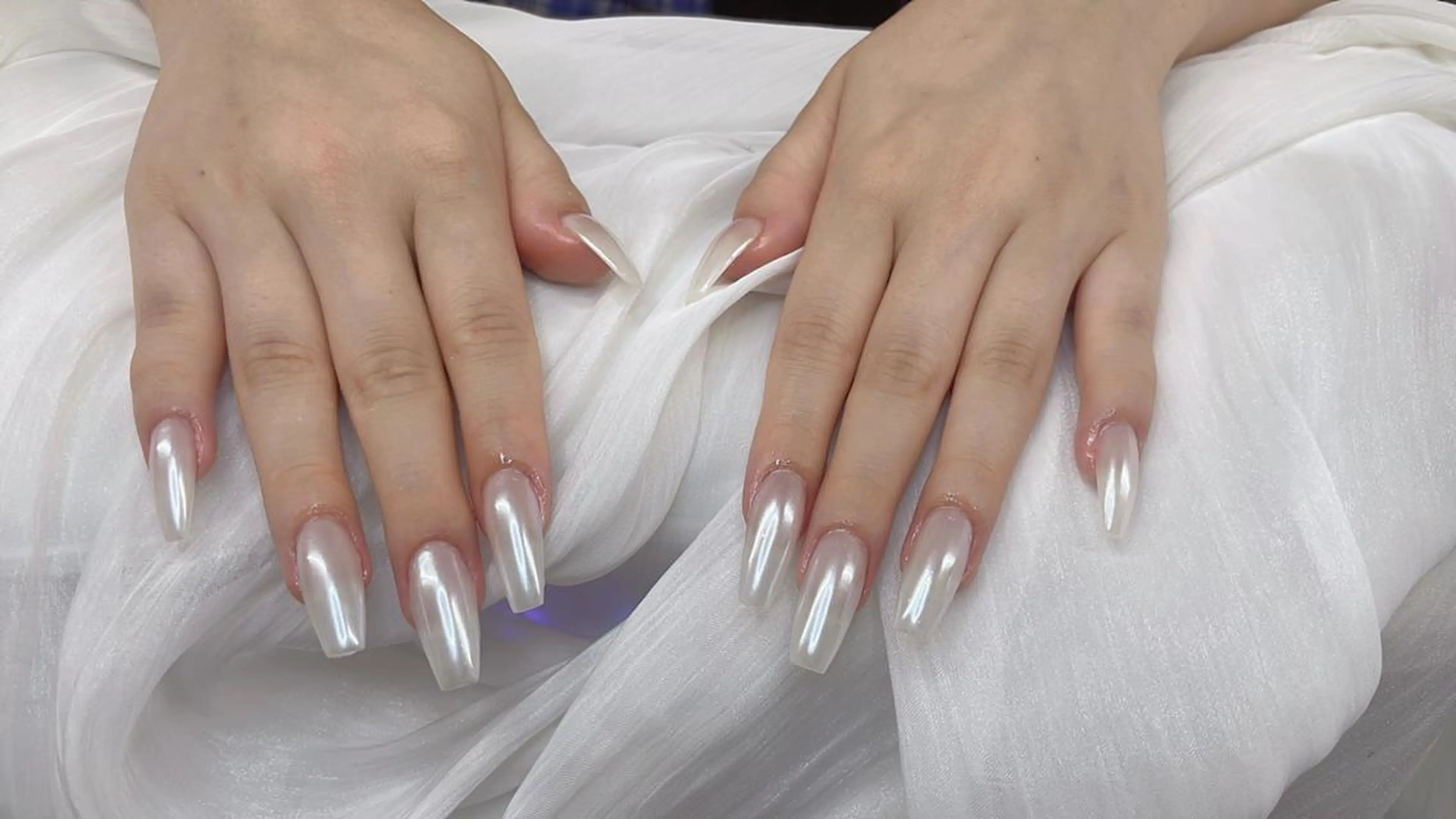 【チップ長さ出し】オーロラ or ミラーの写真