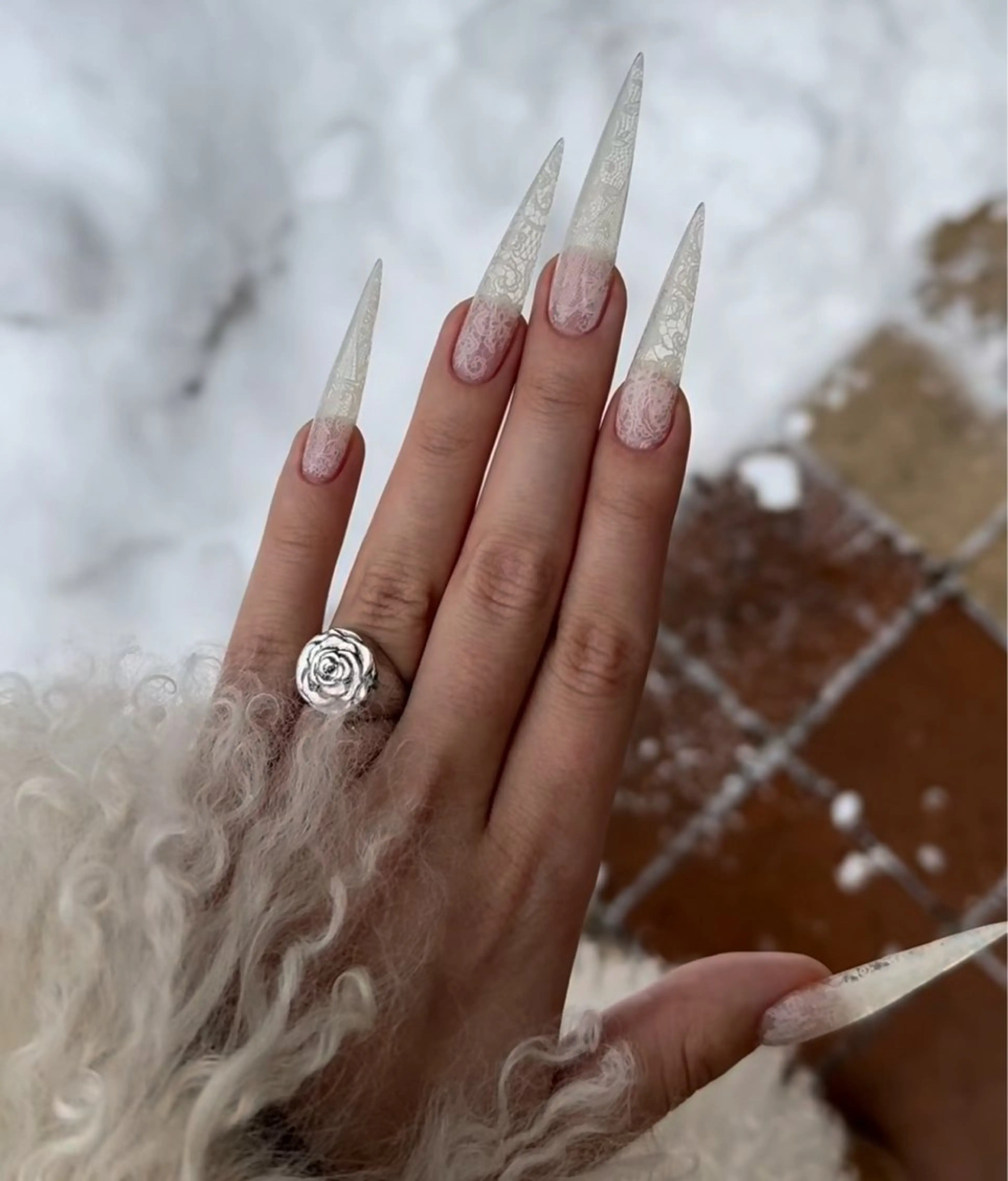 ネイル フレンチネイル ジェルネイル ガラスフレンチ ハロウィン ハート ハンドネイル H.baby Nail Salonのネイルデザイン