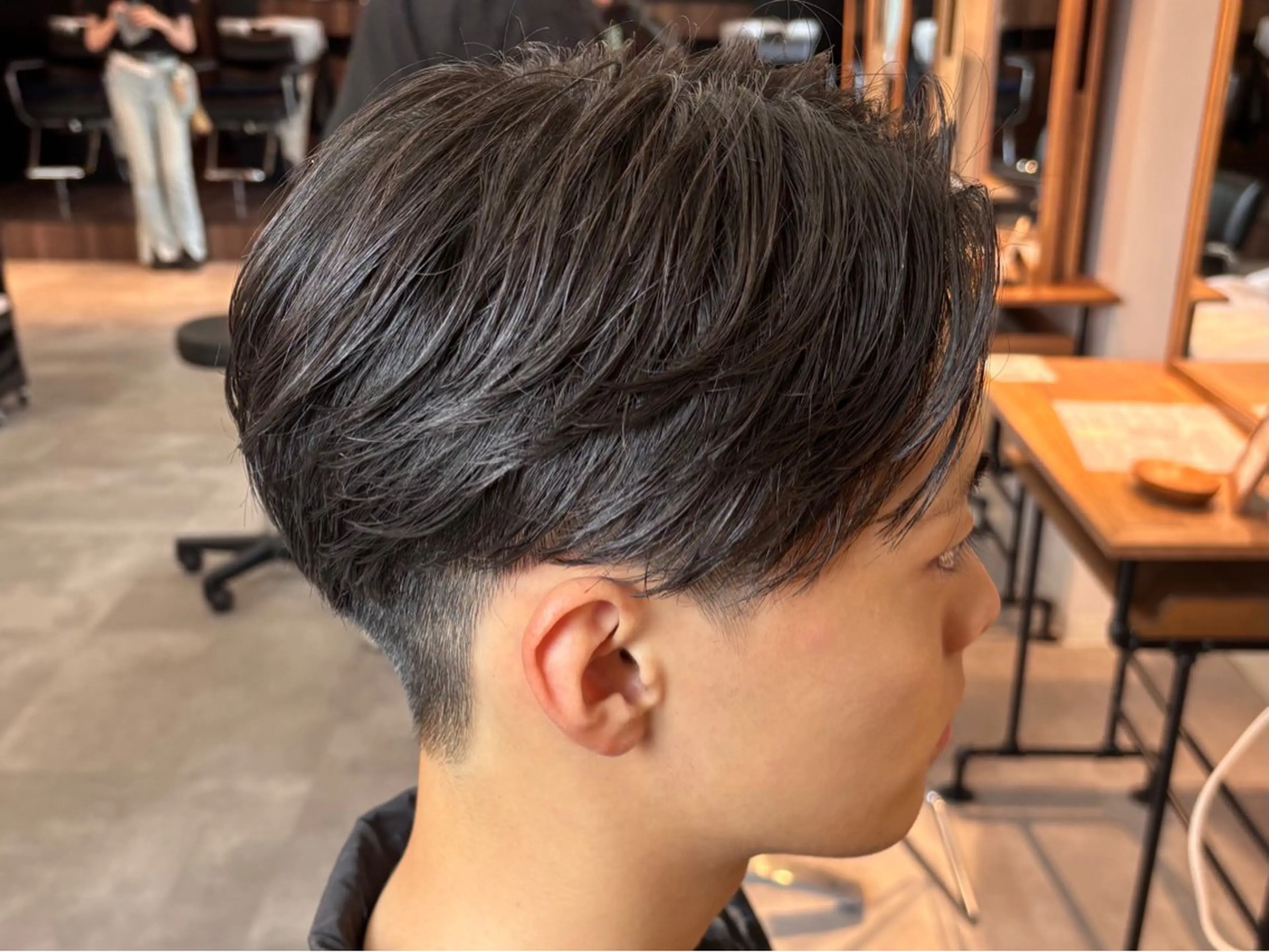 ショート メンズ カット 男に磨きをかけるフェ ードヘア👊🏼/森のヘアスタイル