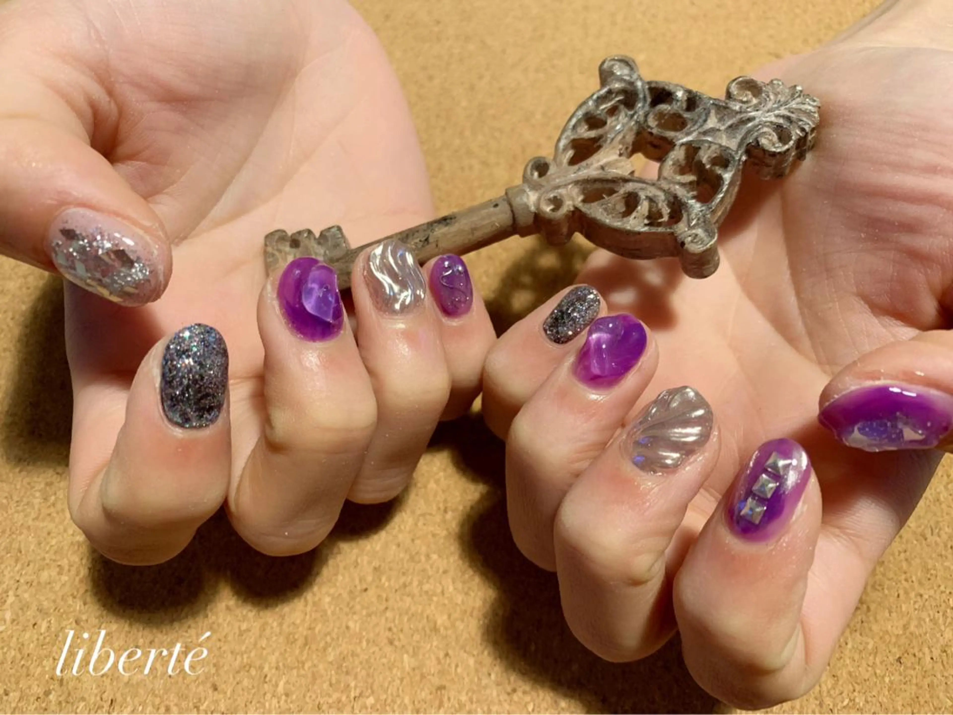 ネイル liberté (リベルテ)のネイルデザイン