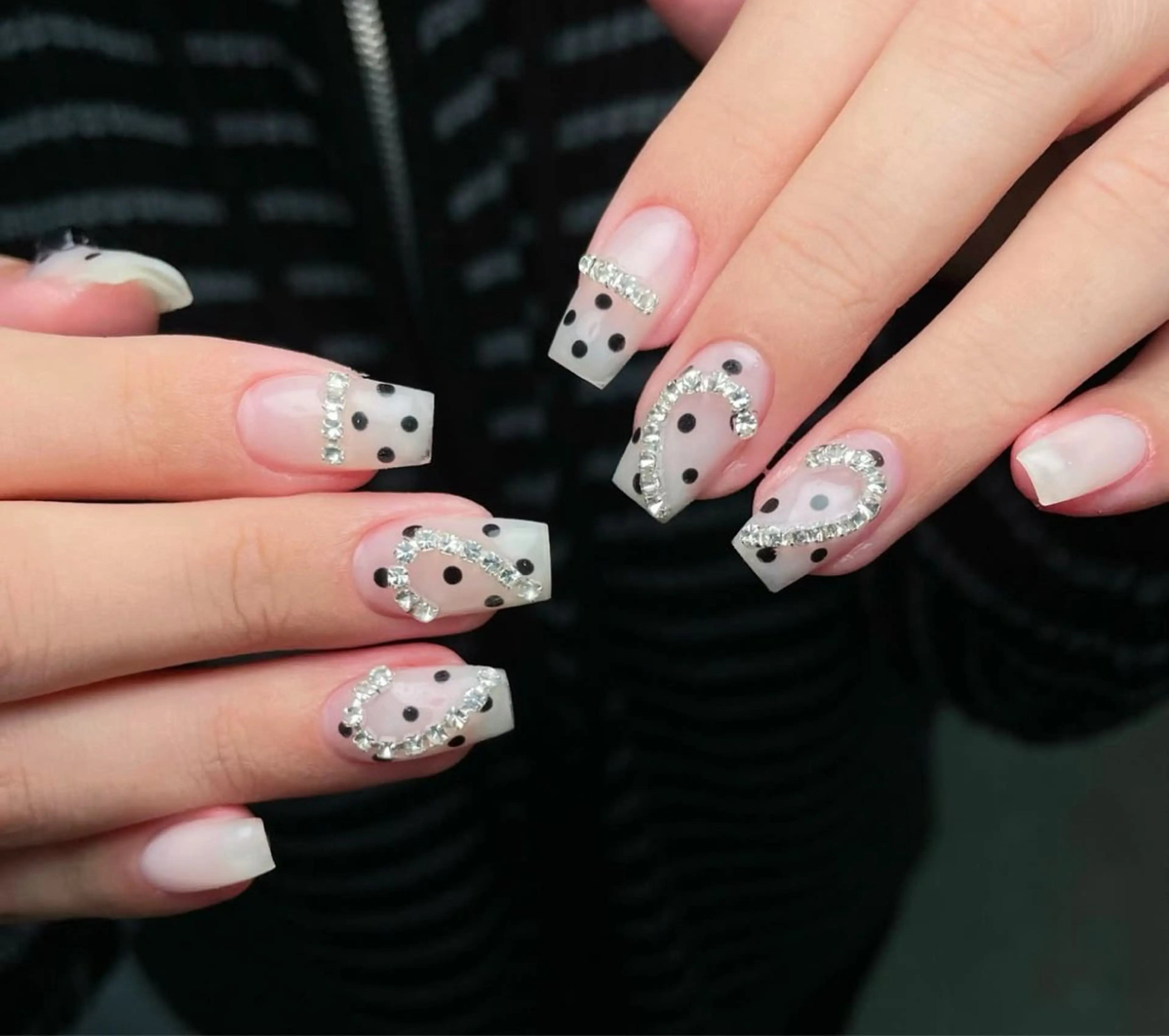 ネイル アートネイル ジェルネイル ネイルチップ Rin Rin TA Nailのネイルデザイン