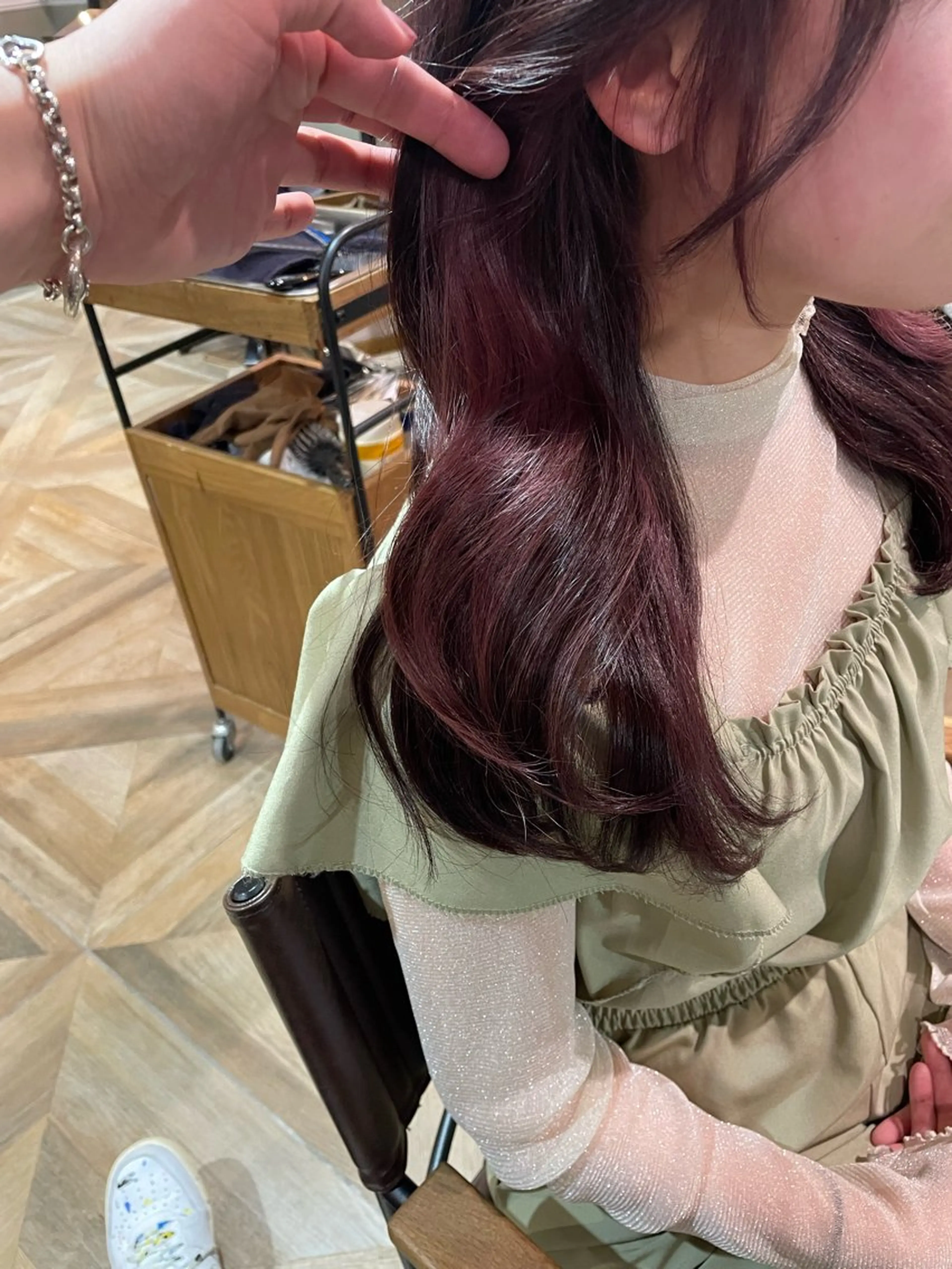 セミロング カラー ブリーチ ピンクカラー Once所属・🌐メンズカット 🌐Taketoのヘアスタイル