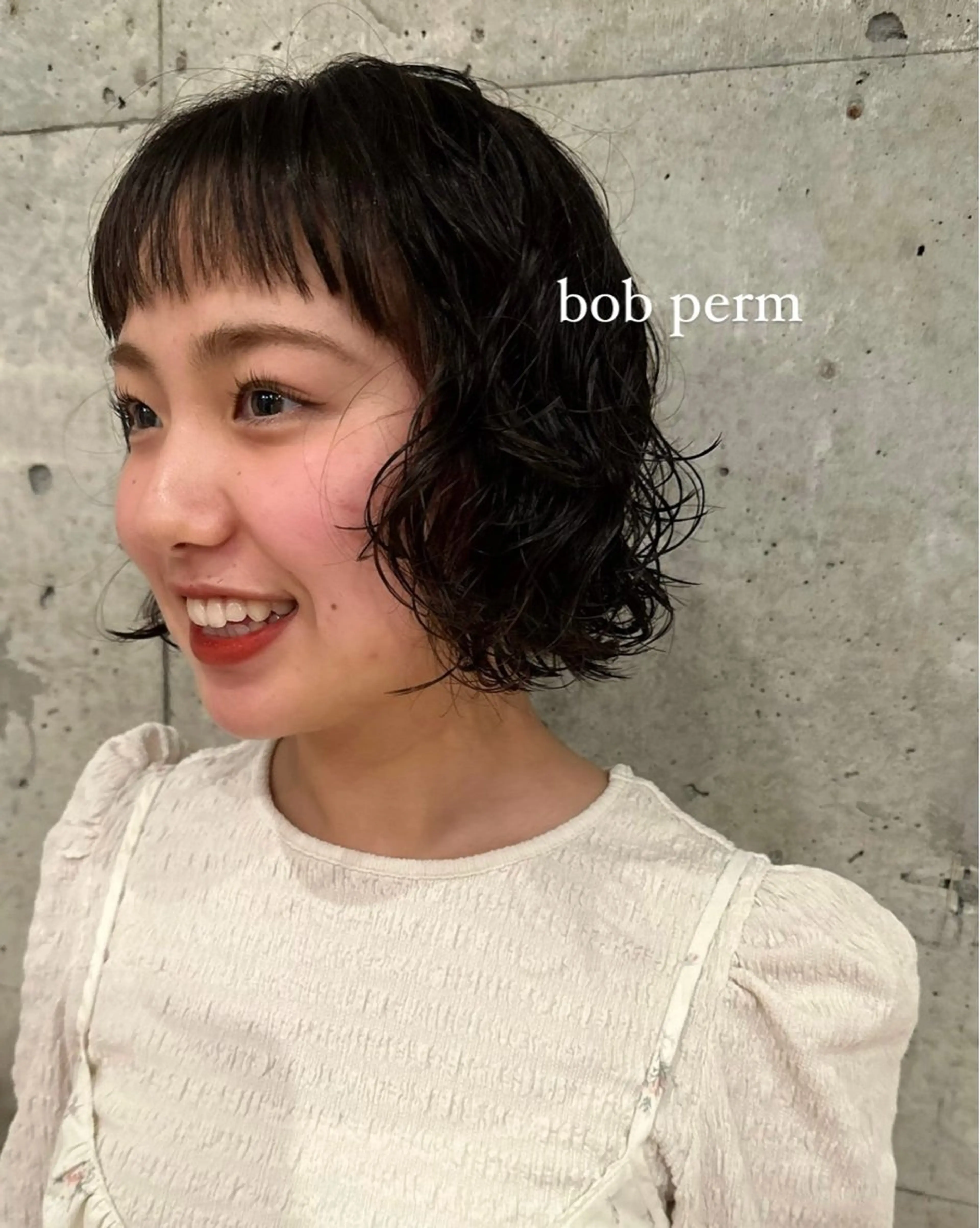 ショート パーマ ボブ ボブ/レイヤー/ニュ アンスパーマ/小夏のヘアスタイル