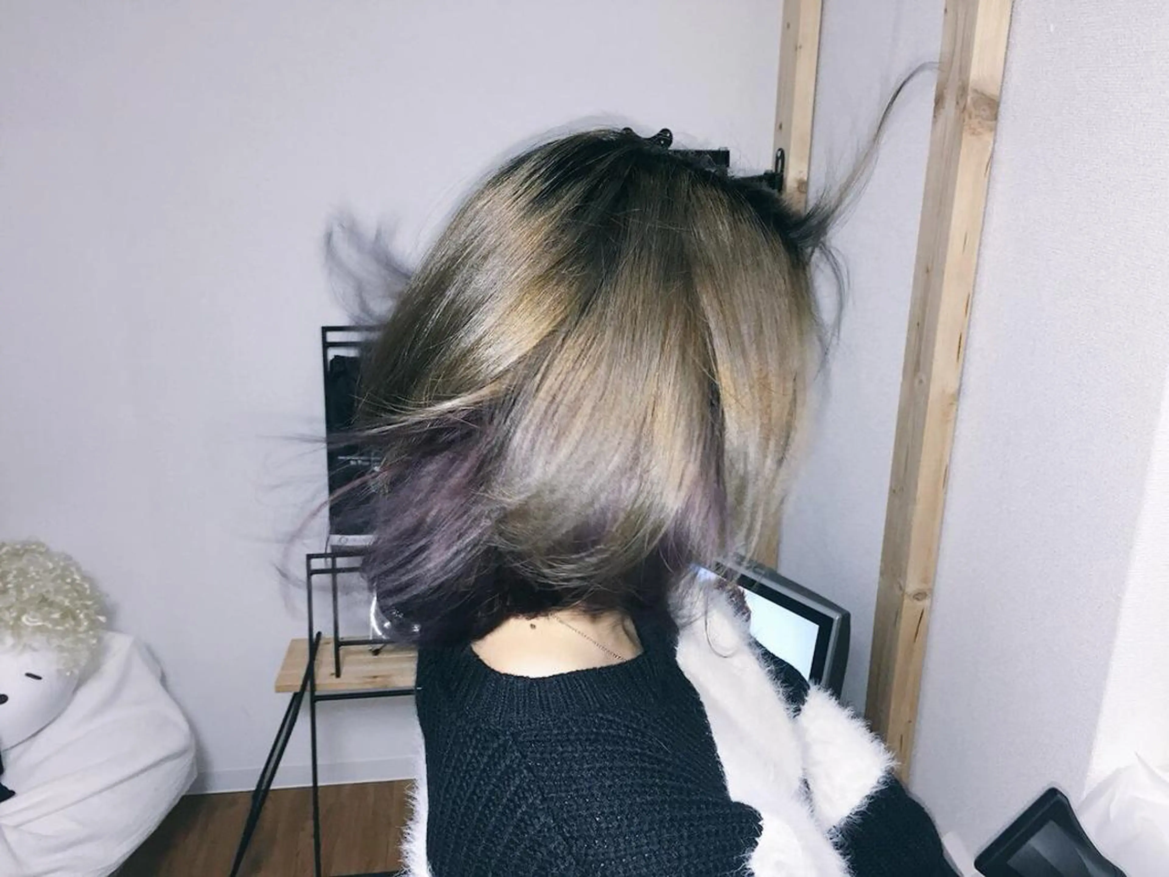 ミディアム カラー アッシュ 黒髪 ブラウンカラー グレージュ じょん 。のヘアスタイル