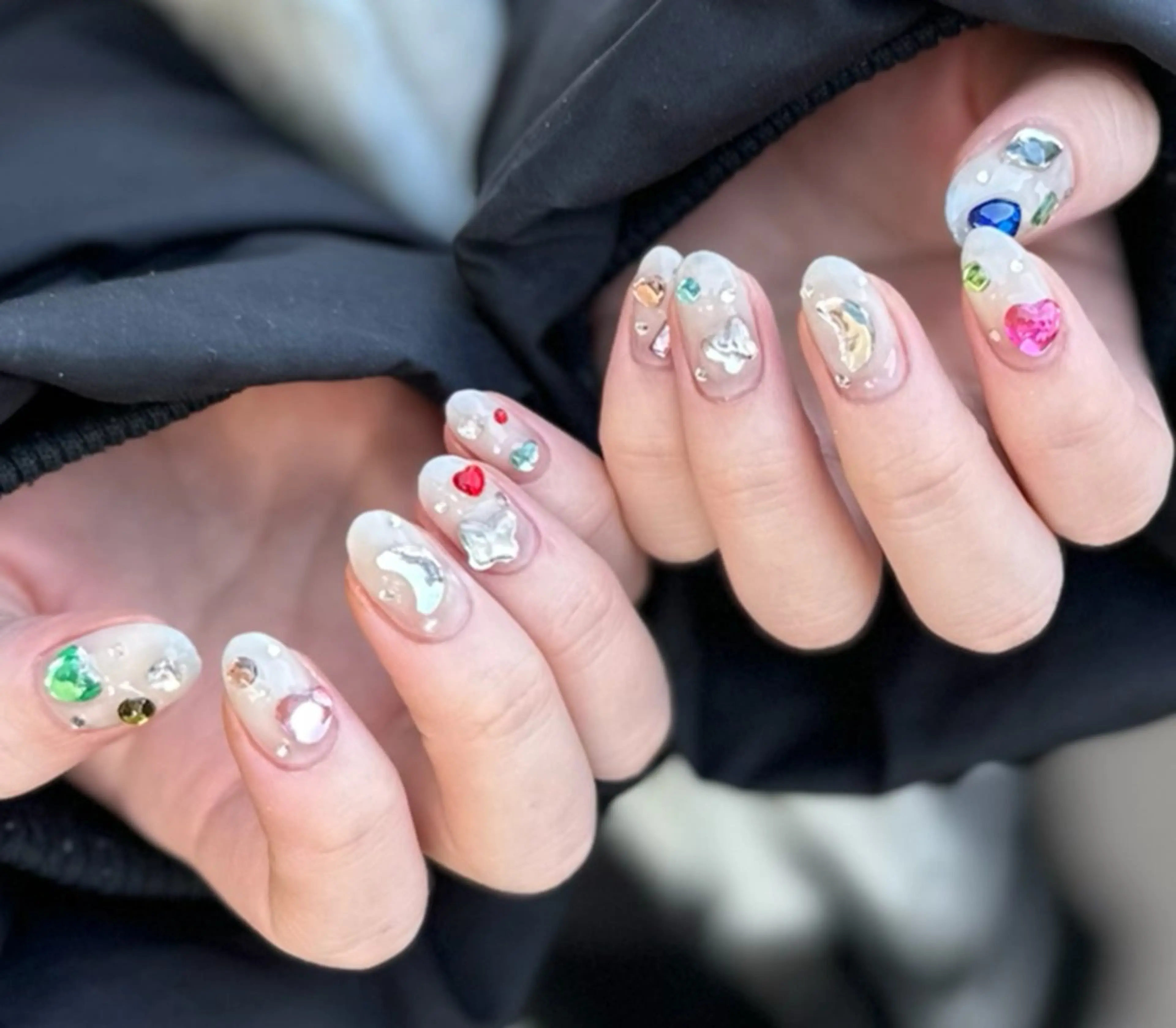 ネイル 新山 聖のネイルデザイン