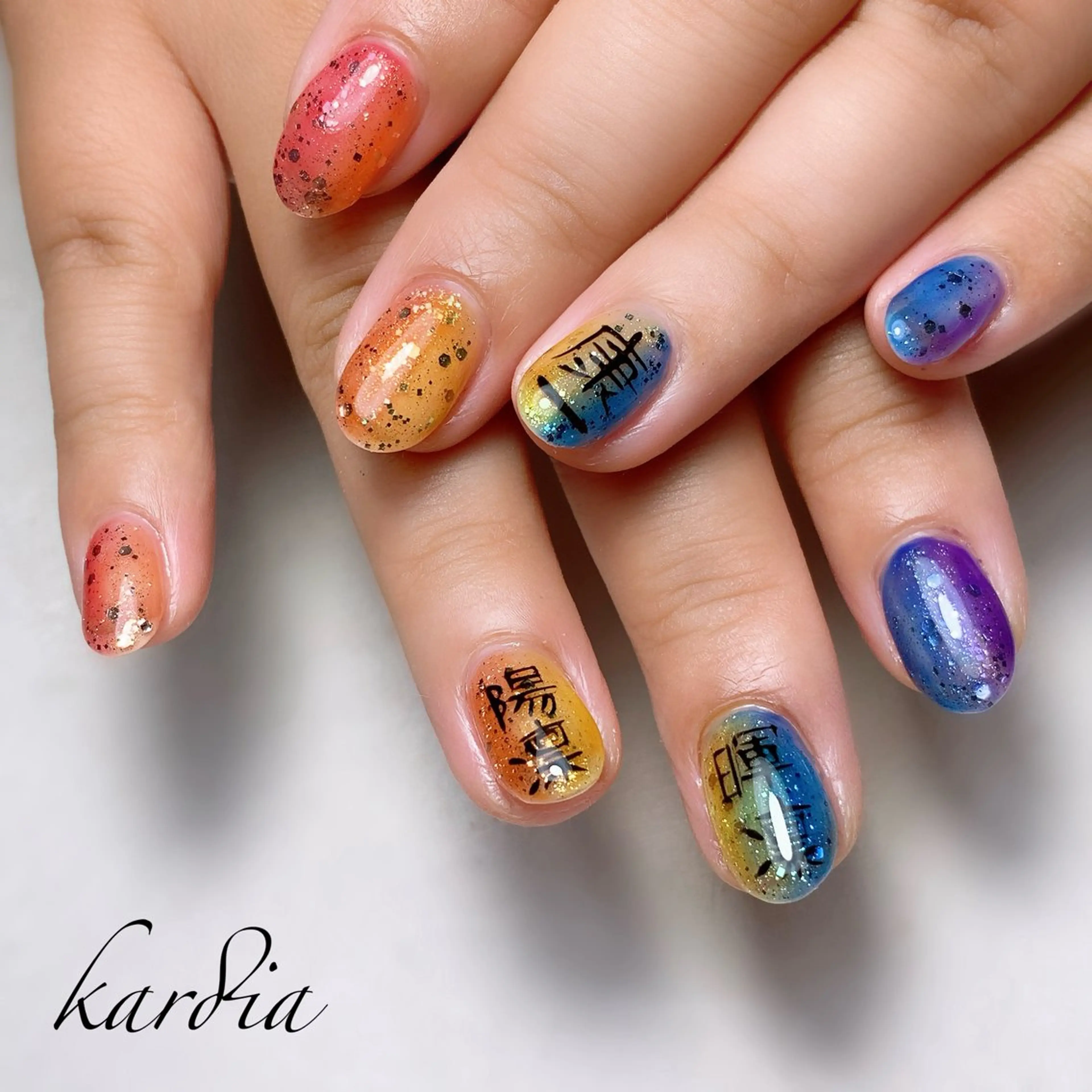 ネイル ハンドネイル καρδιά -ｶﾙﾃﾞｨｱ-のネイルデザイン