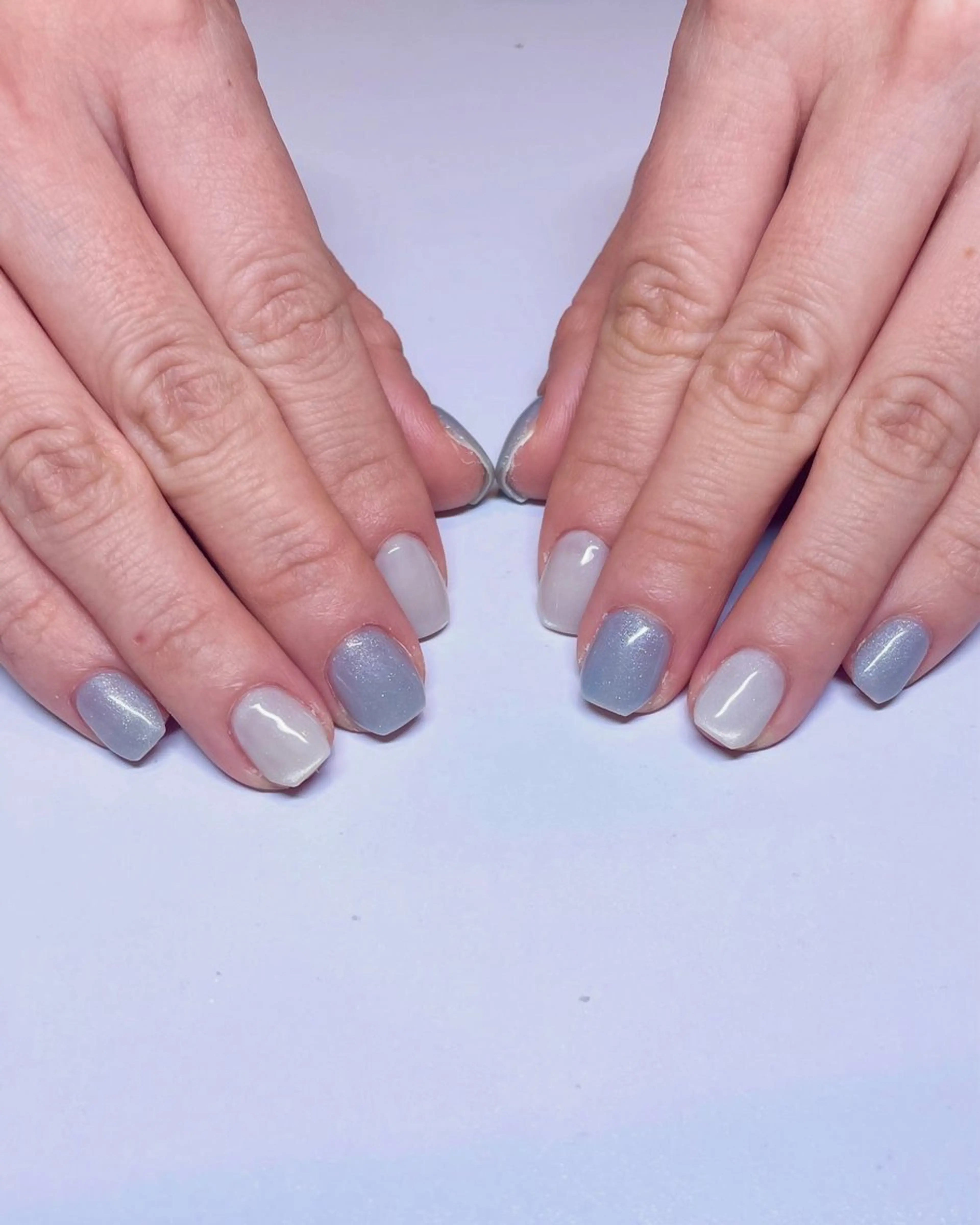 ネイル Nailsalon Repos.所属・Rika🌼 シンプル•マグネットのネイルデザイン