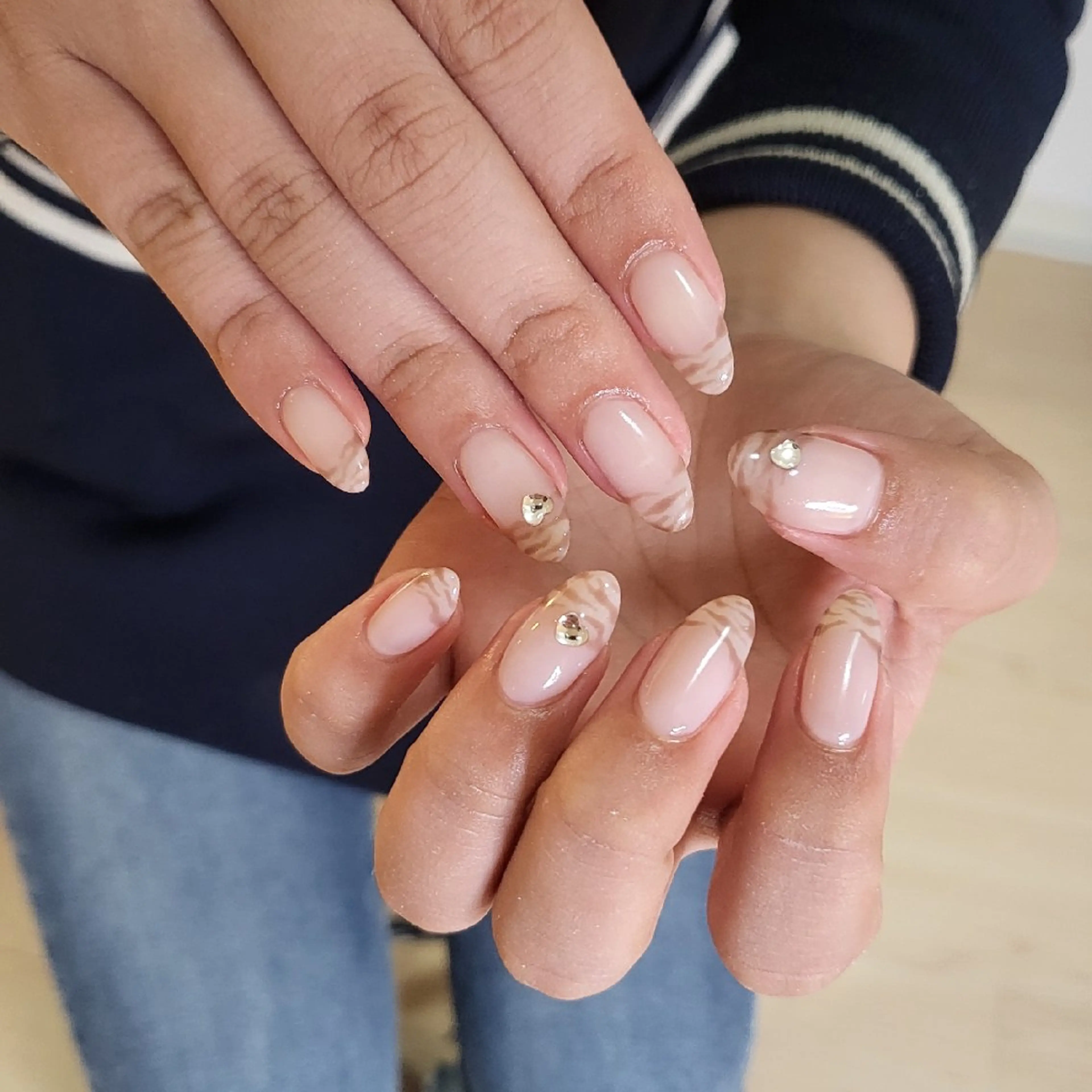 ネイル ハンドネイル フットネイル ハンドケア ChouChou  NAILSALONのネイルデザイン