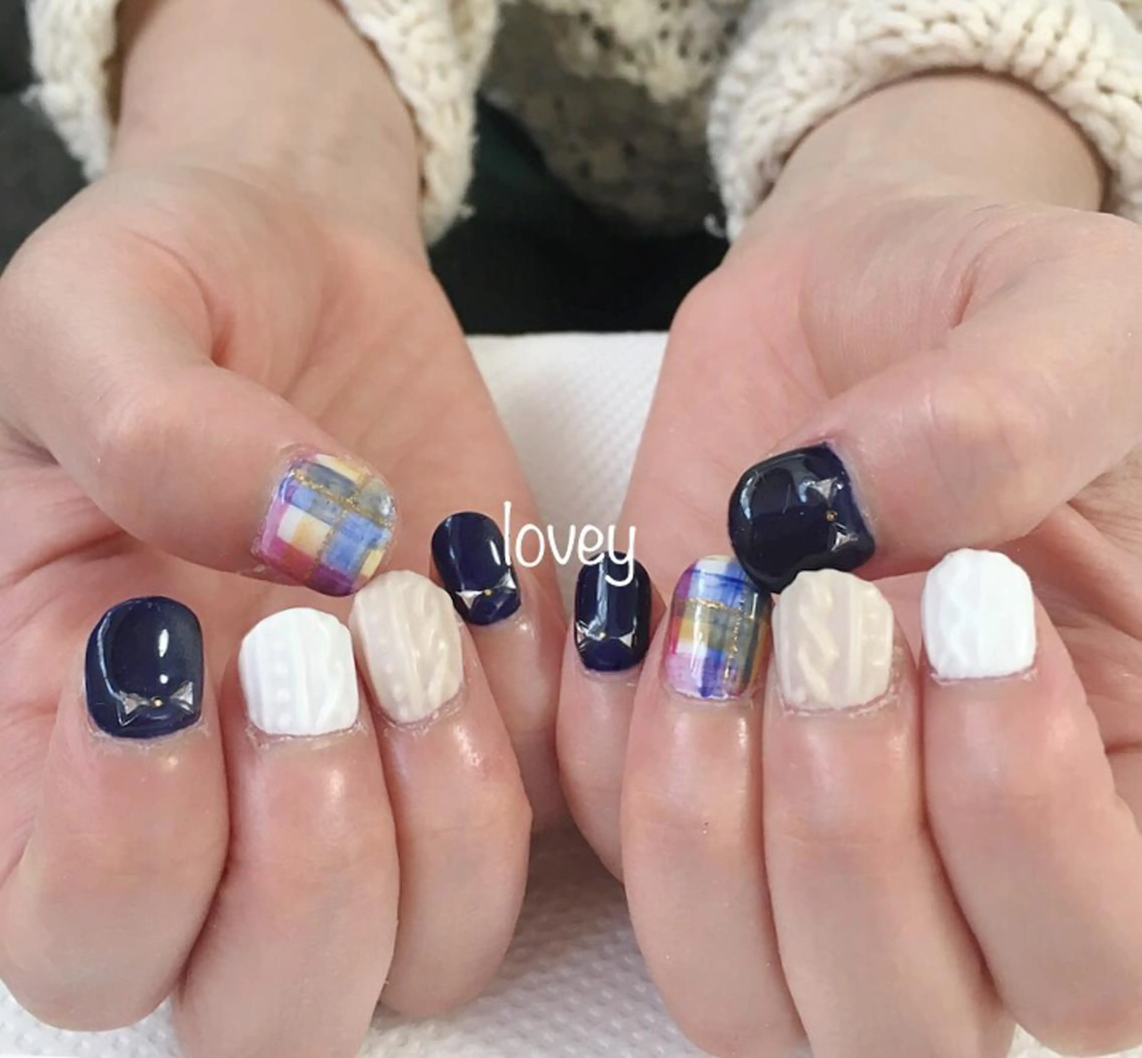 ネイル プライベートサロン loveyのネイルデザイン