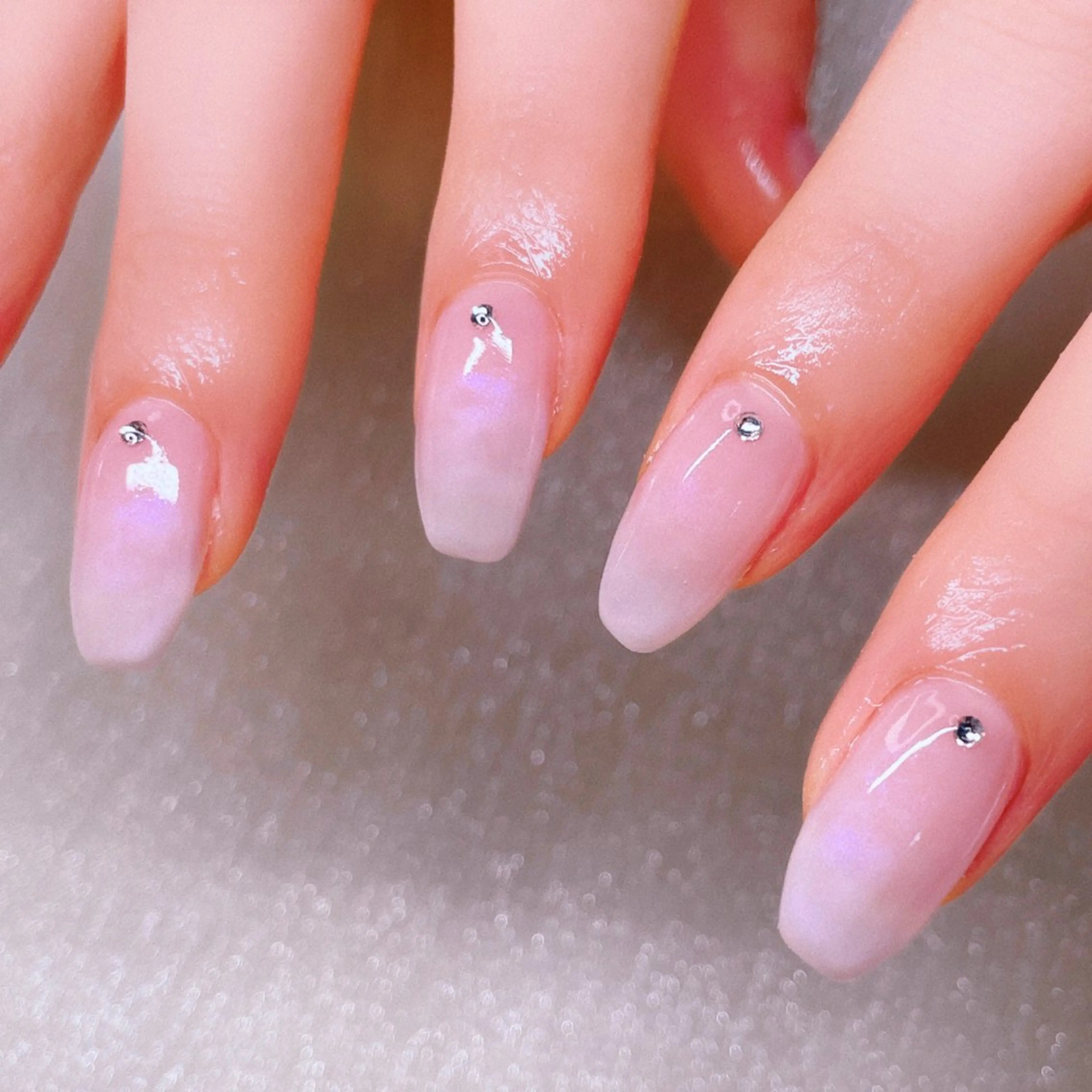 ネイル 長さ出し ストーンネイル ハンドネイル Nailist SUZU所属・Nailist suzuのネイルデザイン