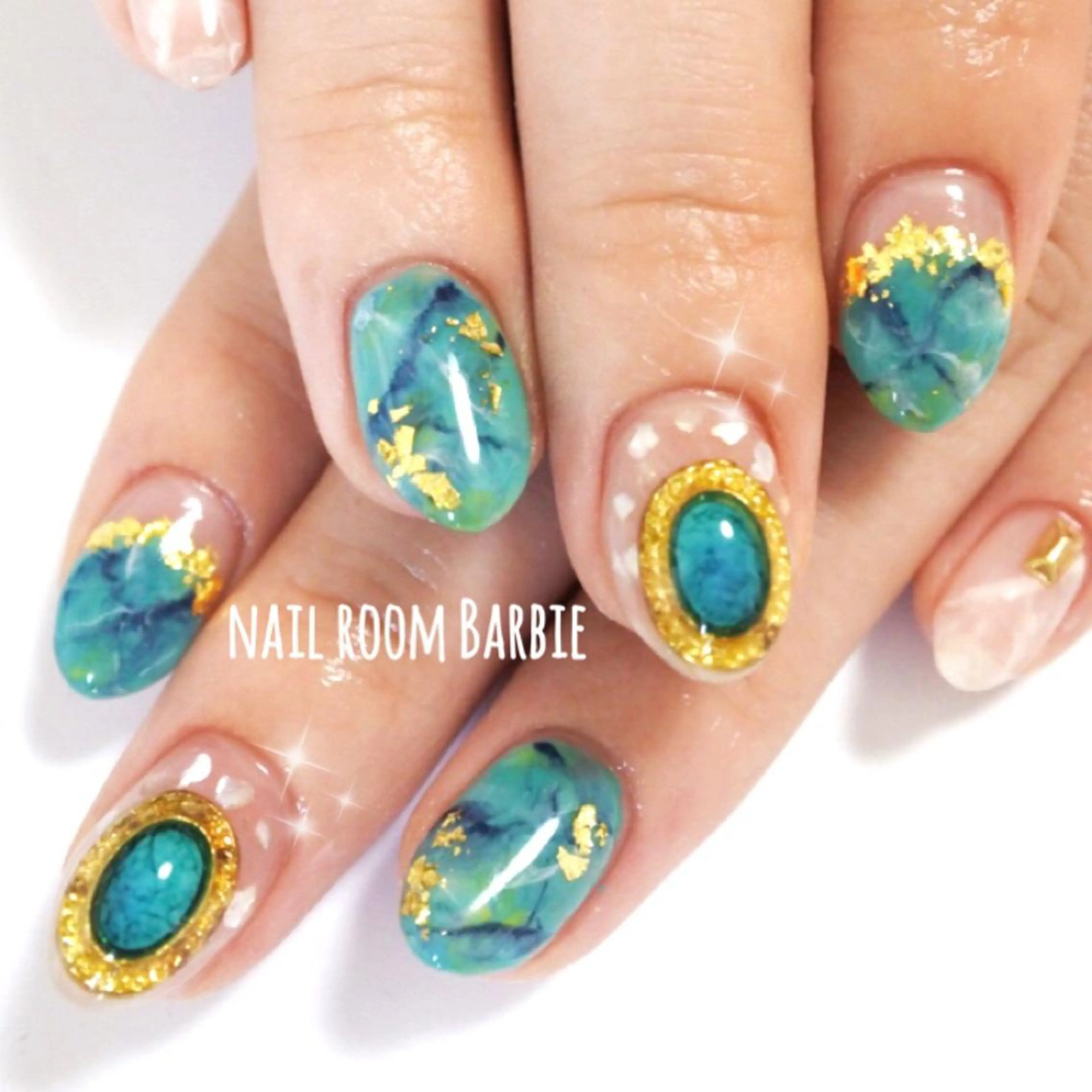 ネイル ニュアンスネイル 27salon yuinaのネイルデザイン