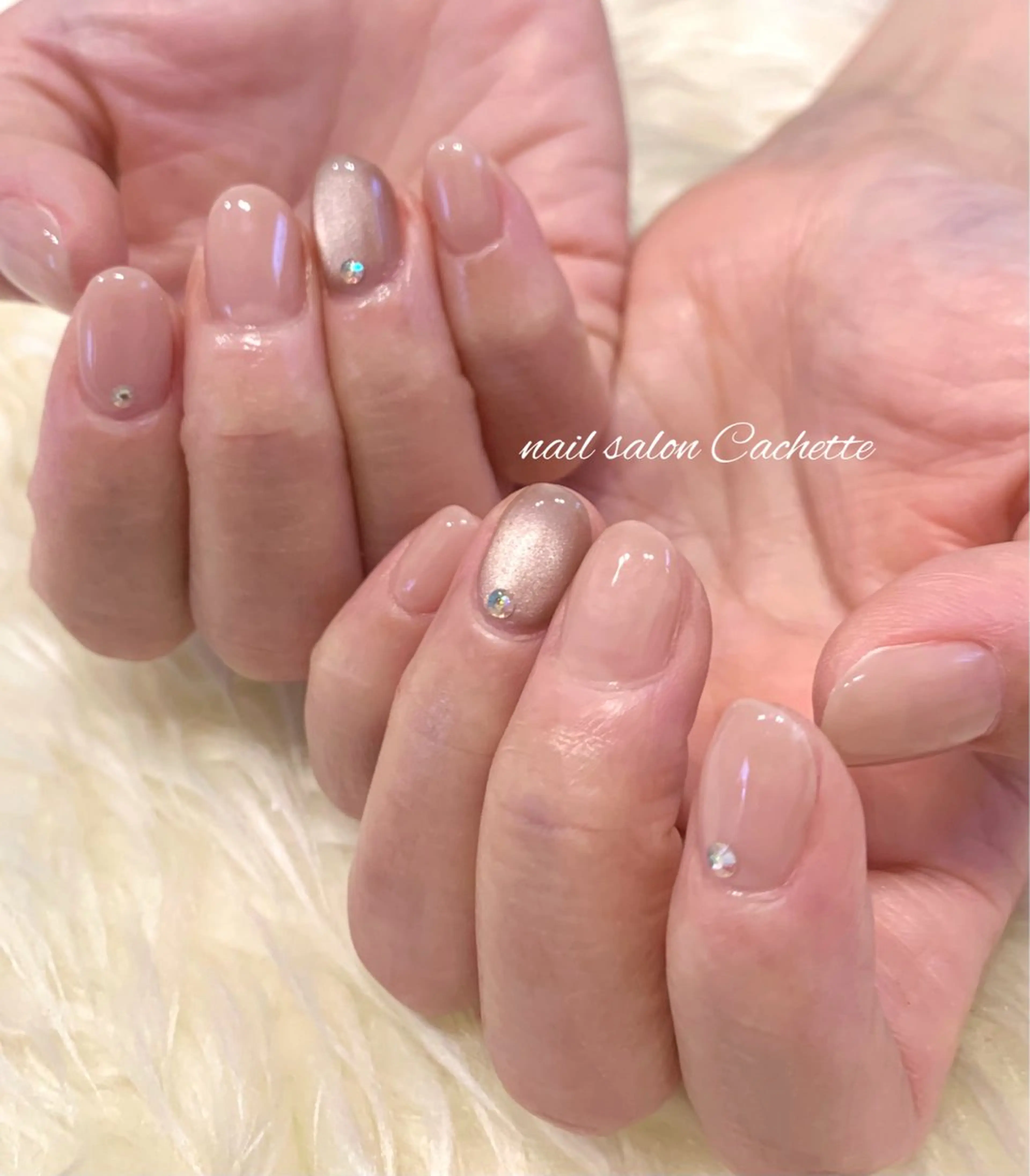 ネイル アートネイル ストーンネイル ✧Cachette✧ YUKARIのネイルデザイン