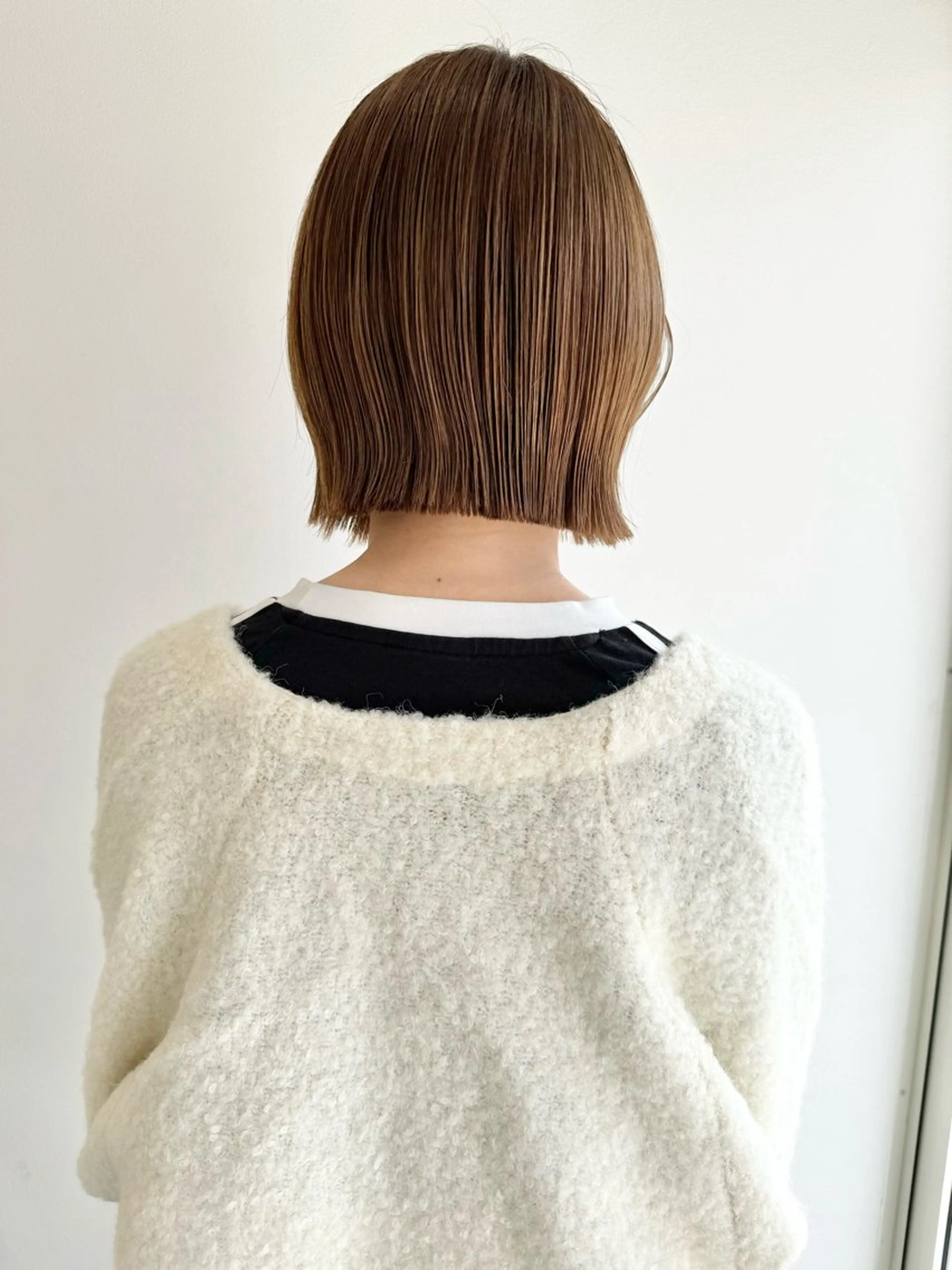 ショート カラー 切りっぱなしボブ ボブ カット ヘアカラー トリートメント 会田有紀 /切りっぱなしボブのヘアスタイル