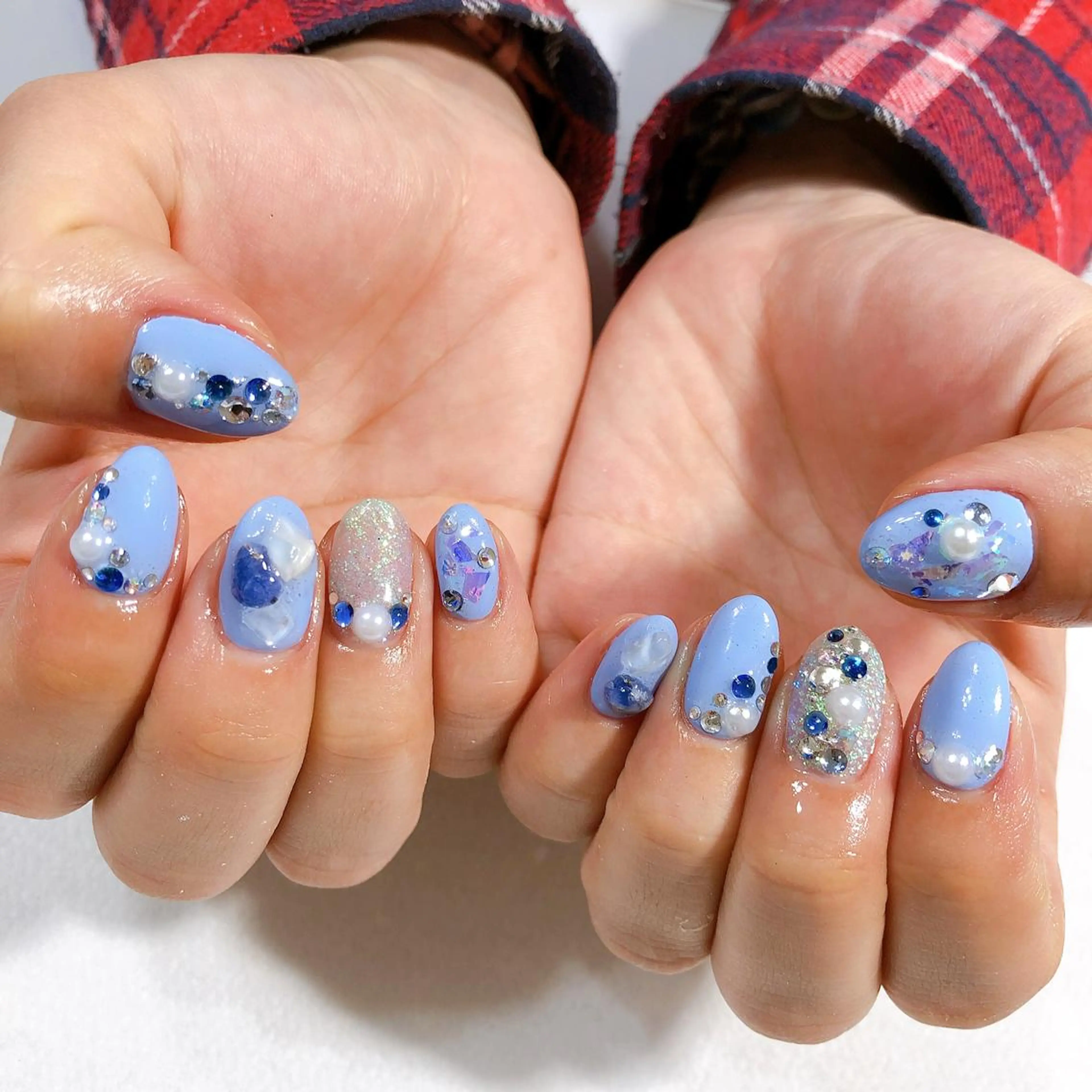 ネイル VIOLUS所属・VIOLUS 関目のネイルデザイン