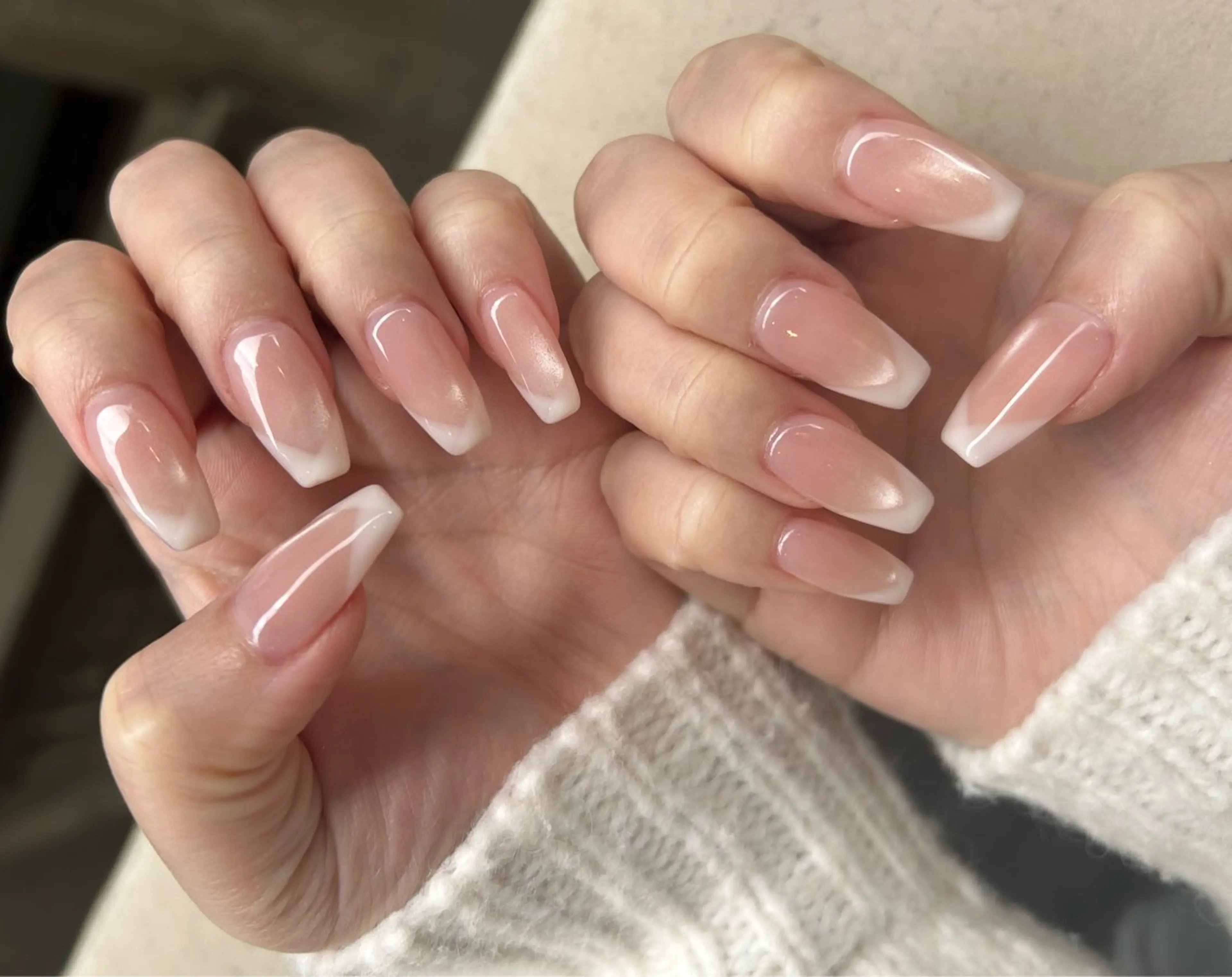 【スカルプ】ワンカラー＋ジェルフレンチ Mまでの写真