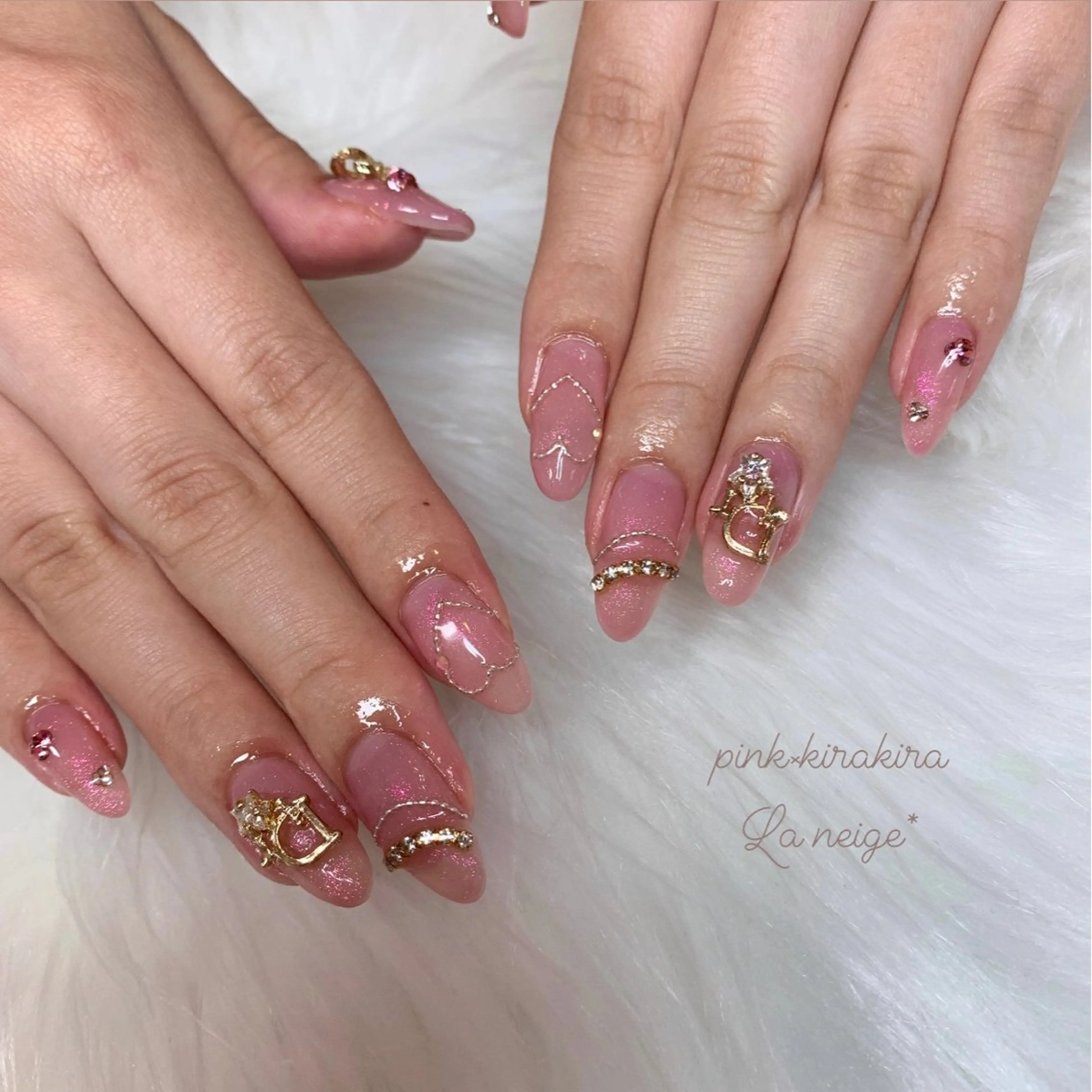 ネイル ハンドネイル La neige* yuki 🥯🍑のネイルデザイン