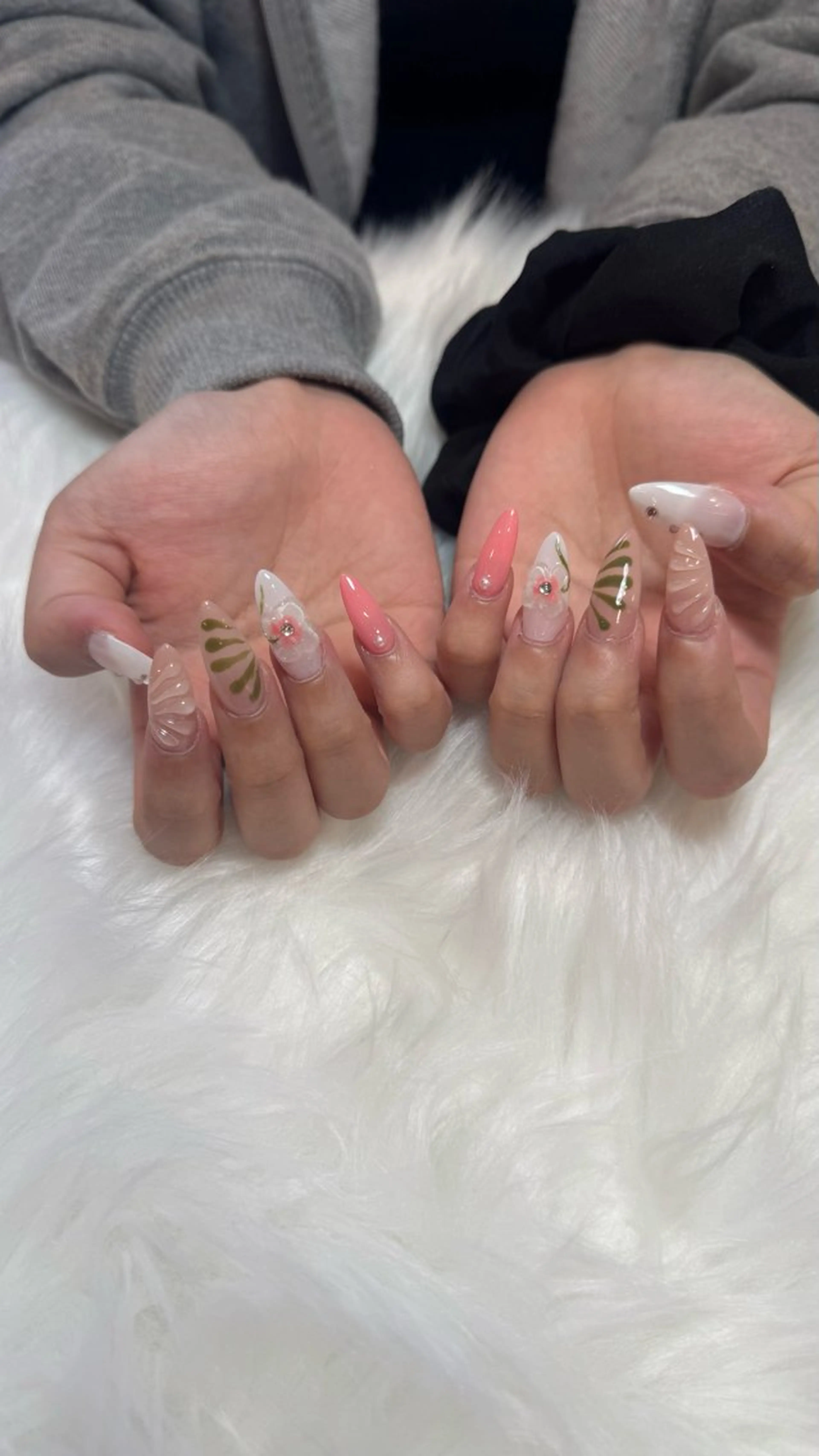 ネイル フラワーネイル 夏ネイル ハンドネイル Kirari所属・uru nail/ 本部町/Kirariのネイルデザイン