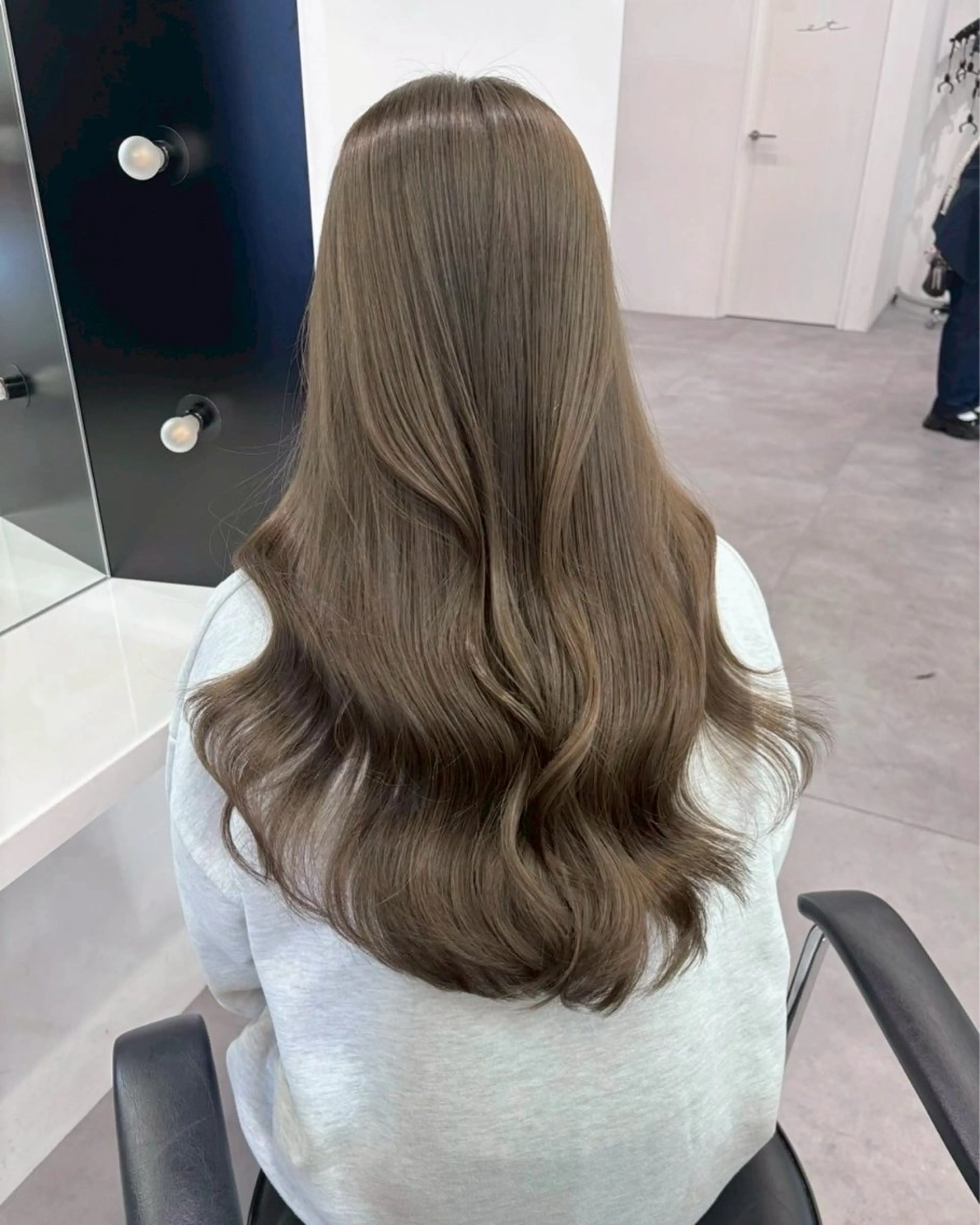 ロング カラー Mio/髪質改善 透明感カラー/西梅田のヘアスタイル