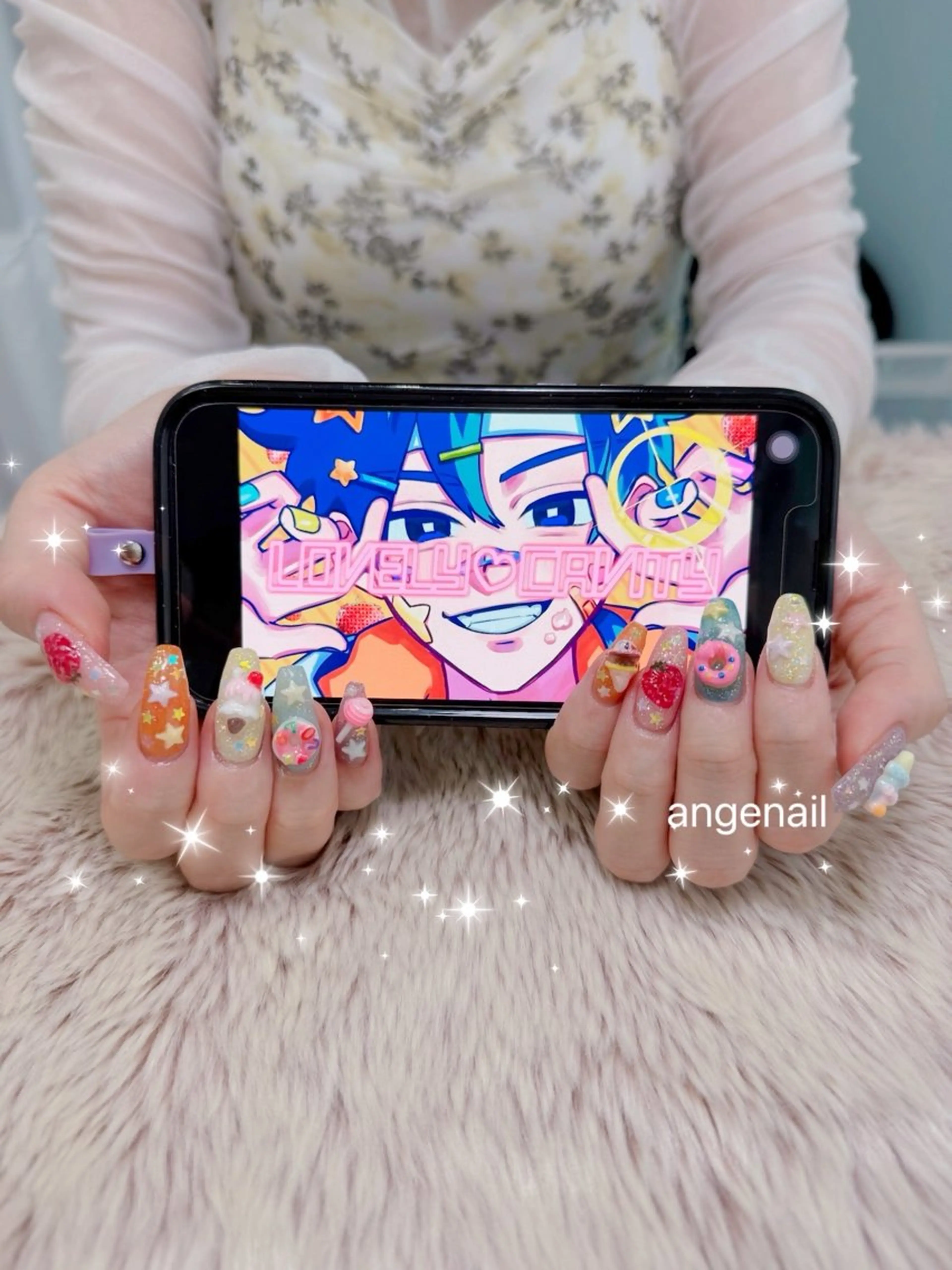 ネイル ハンドネイル オーナーネイリスト MAKIのネイルデザイン