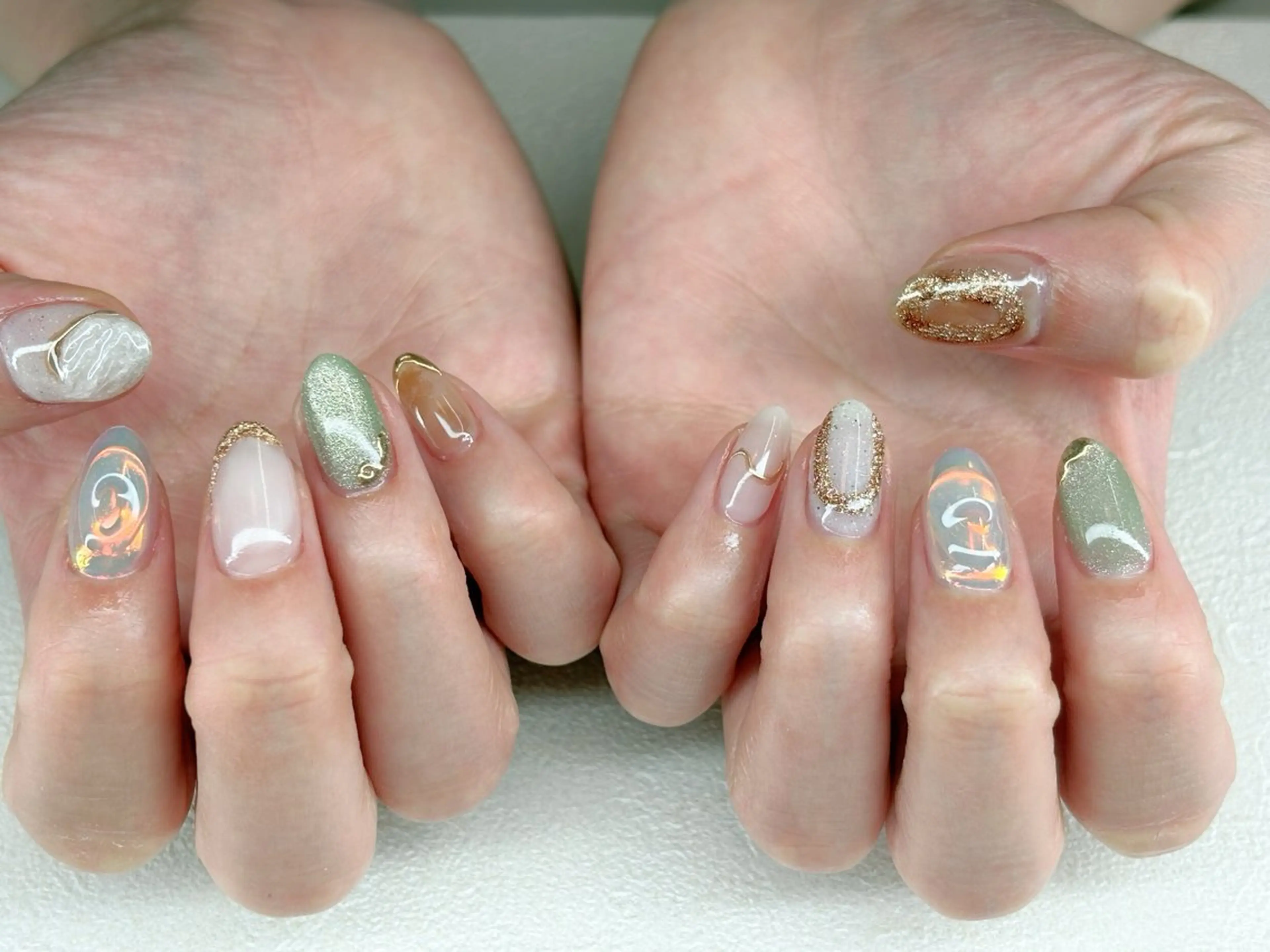 ネイル オーロラネイル ブルー チークネイル フットネイル フレンチネイル NAILS168 大家店のネイルデザイン