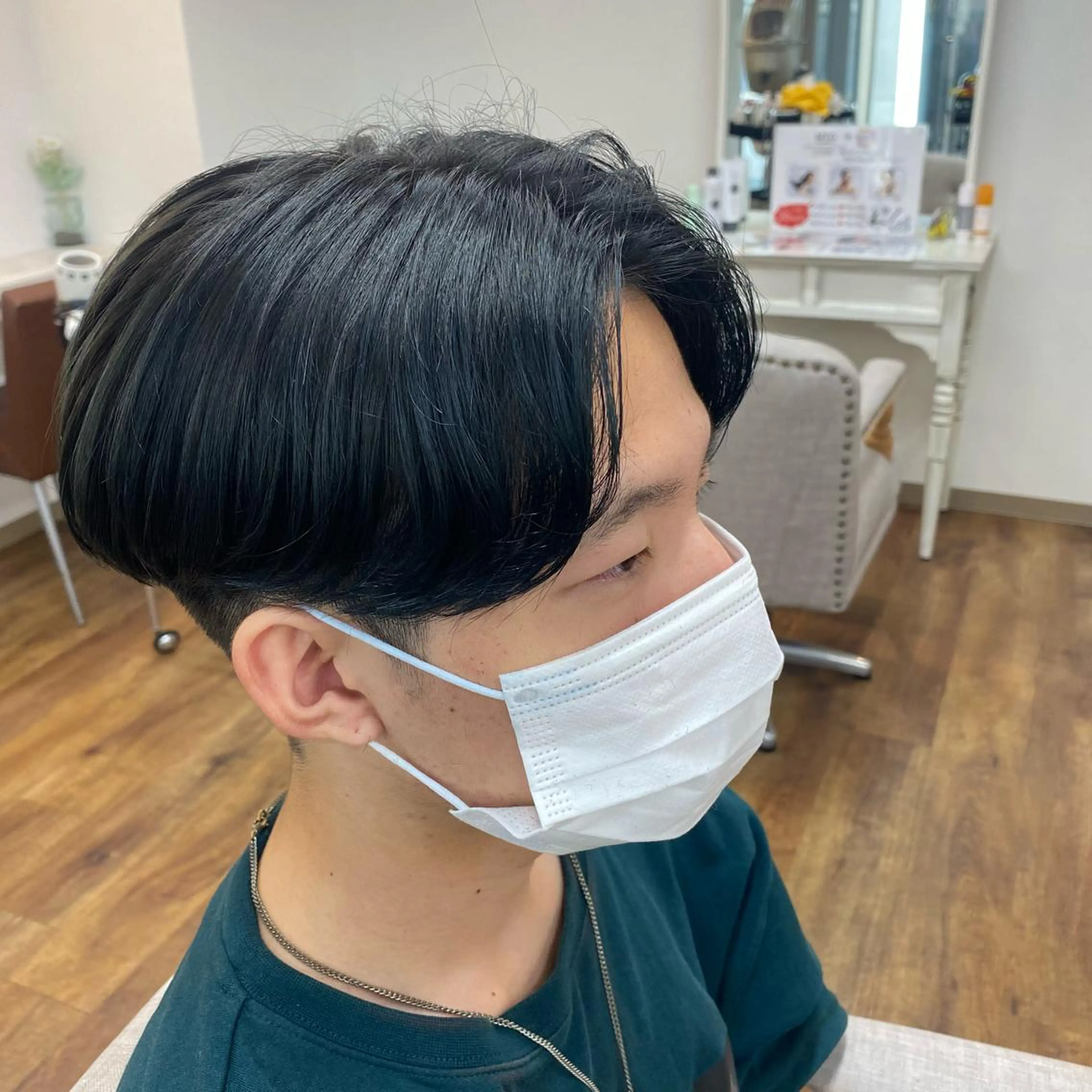 ショート パーマ メンズ 大場 優のヘアスタイル