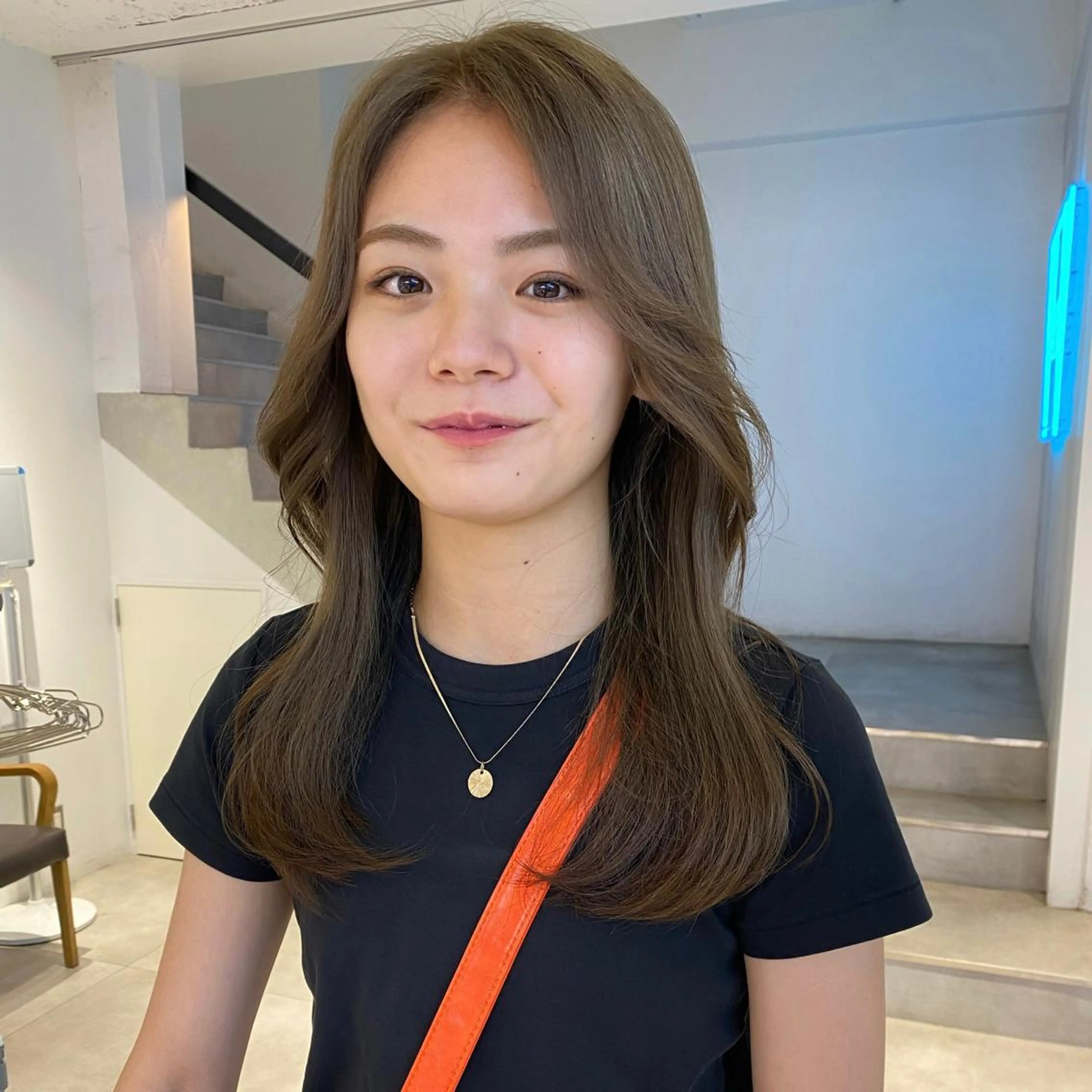 ロング ヘアカラー レイヤーカット カノン🩷のヘアスタイル