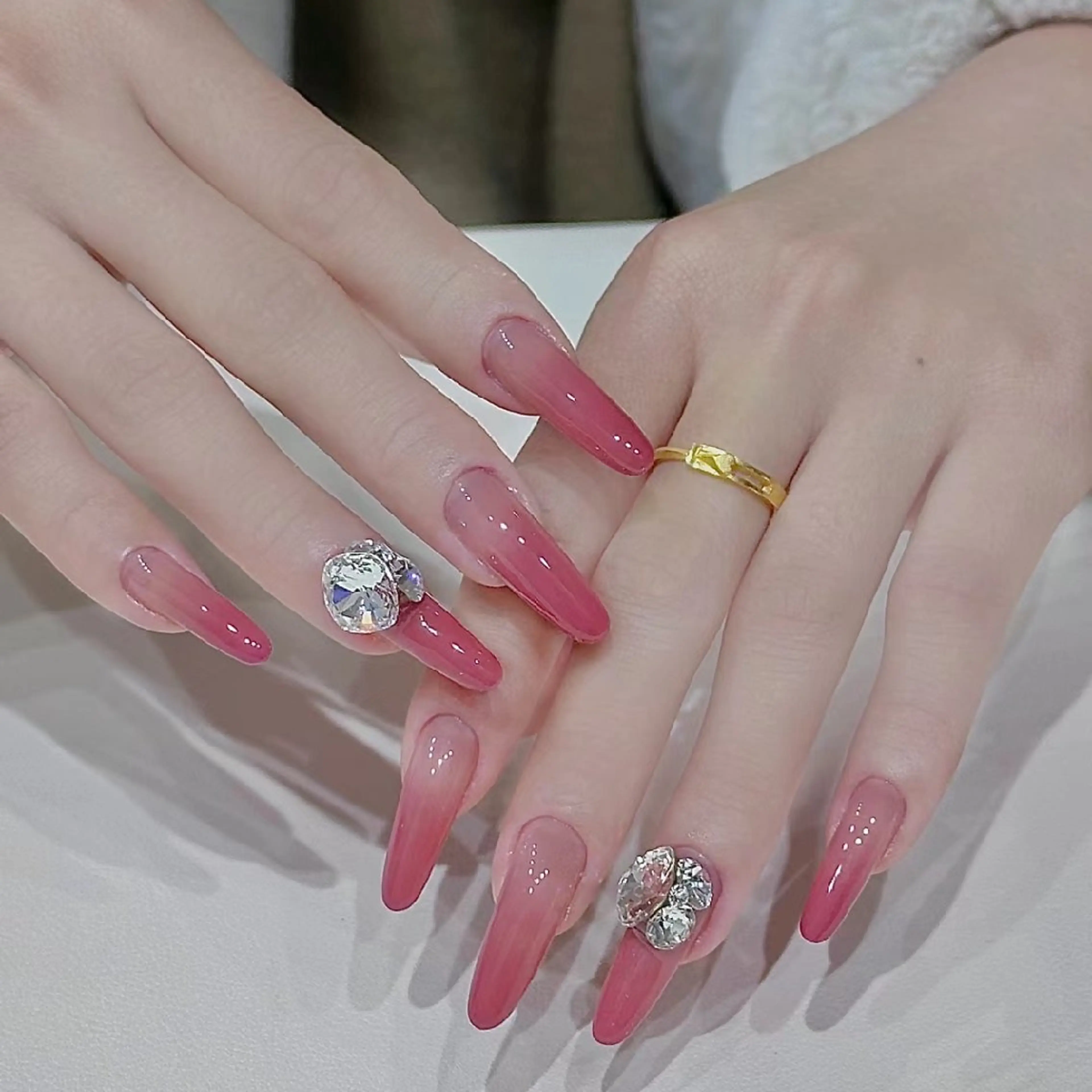 ネイル ネイリストゆか💅 長さだし、深爪矯正のネイルデザイン