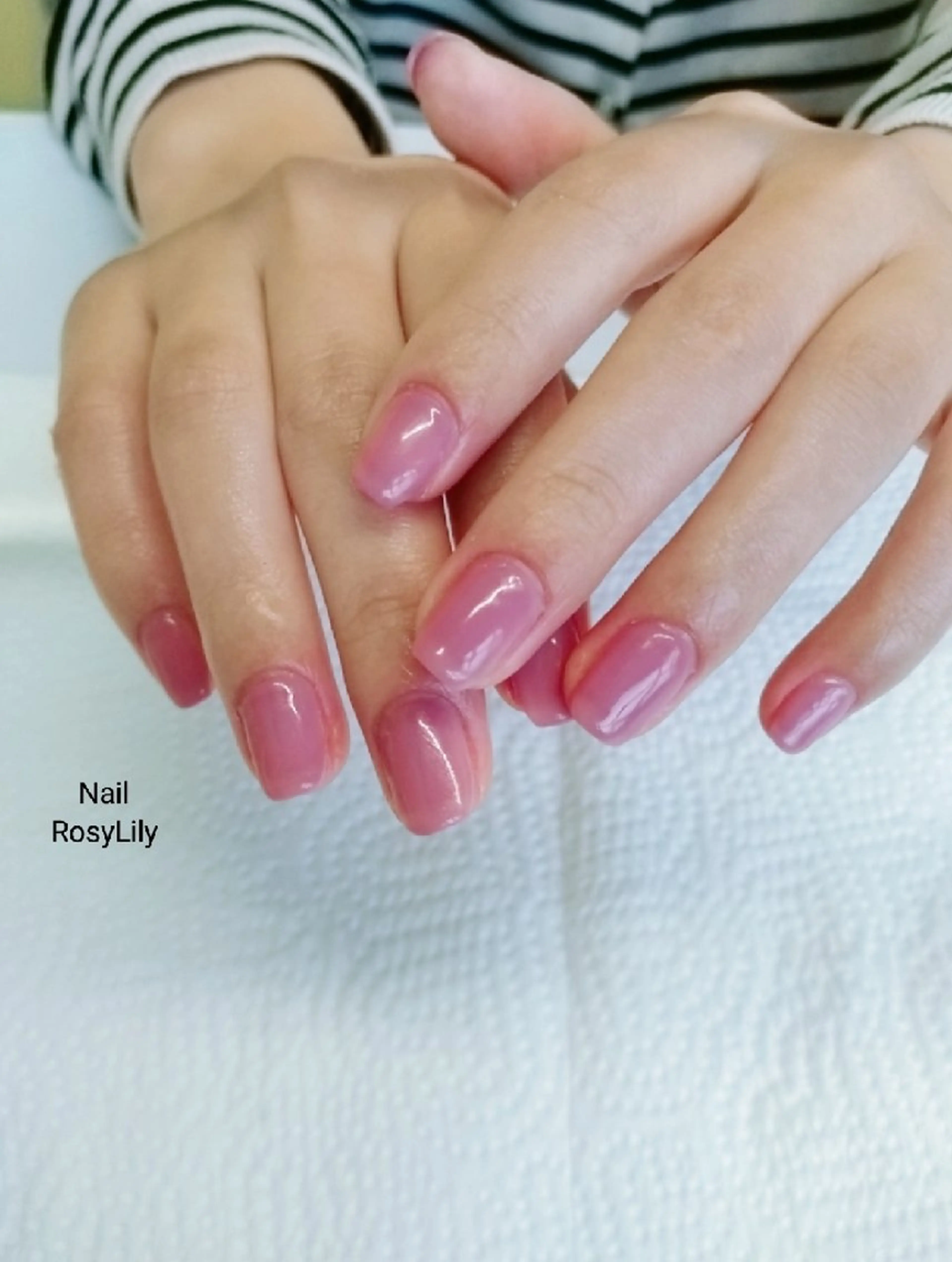 ネイル ワンカラーネイル ピンク ハンドネイル ハンドケア プライベートサロン RosyLily所属・プライベートサロン Rosy Lilyのネイルデザイン