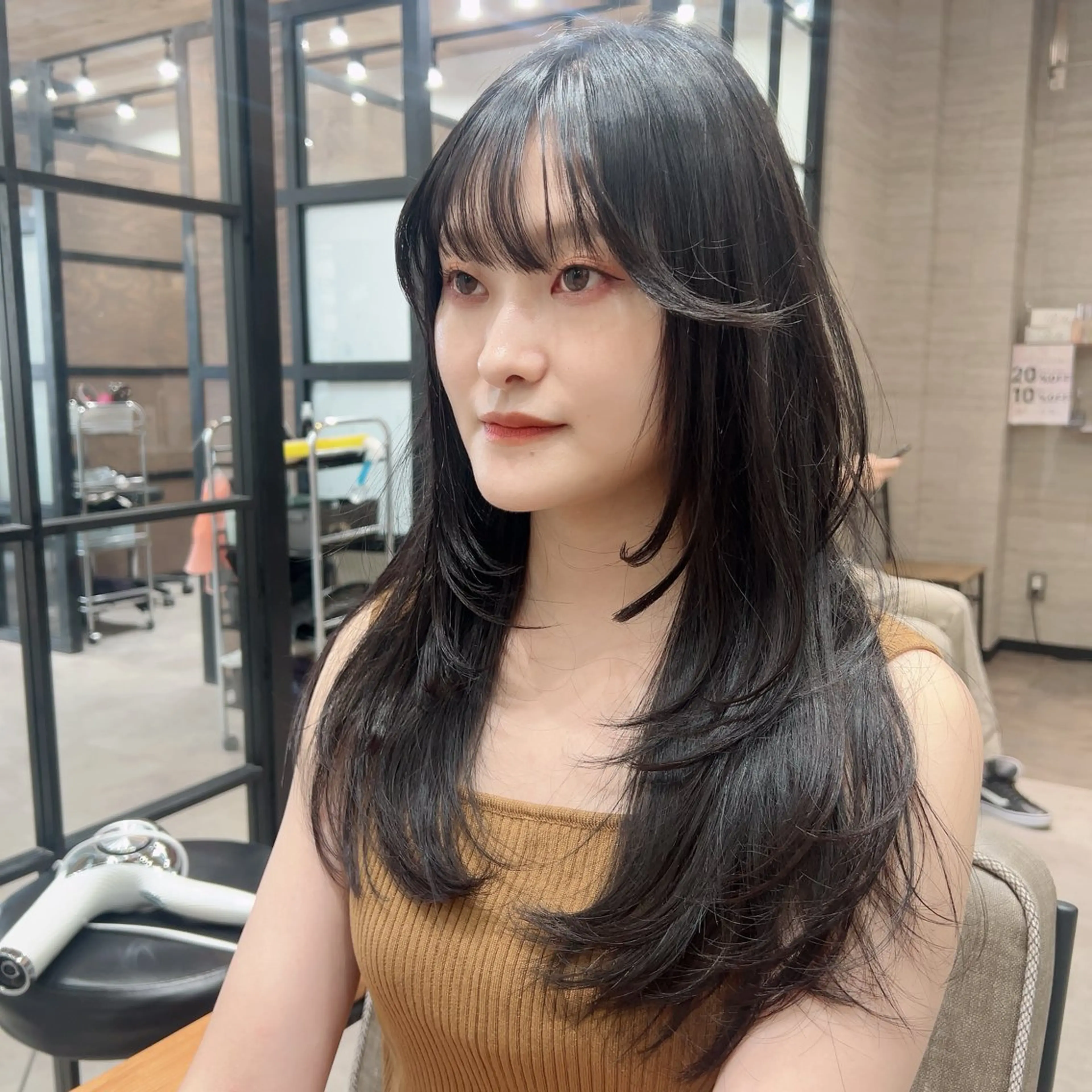 ロング カット ヘアカラー トリートメント レイヤー/韓国/ ハッシュ/高田翼のヘアスタイル