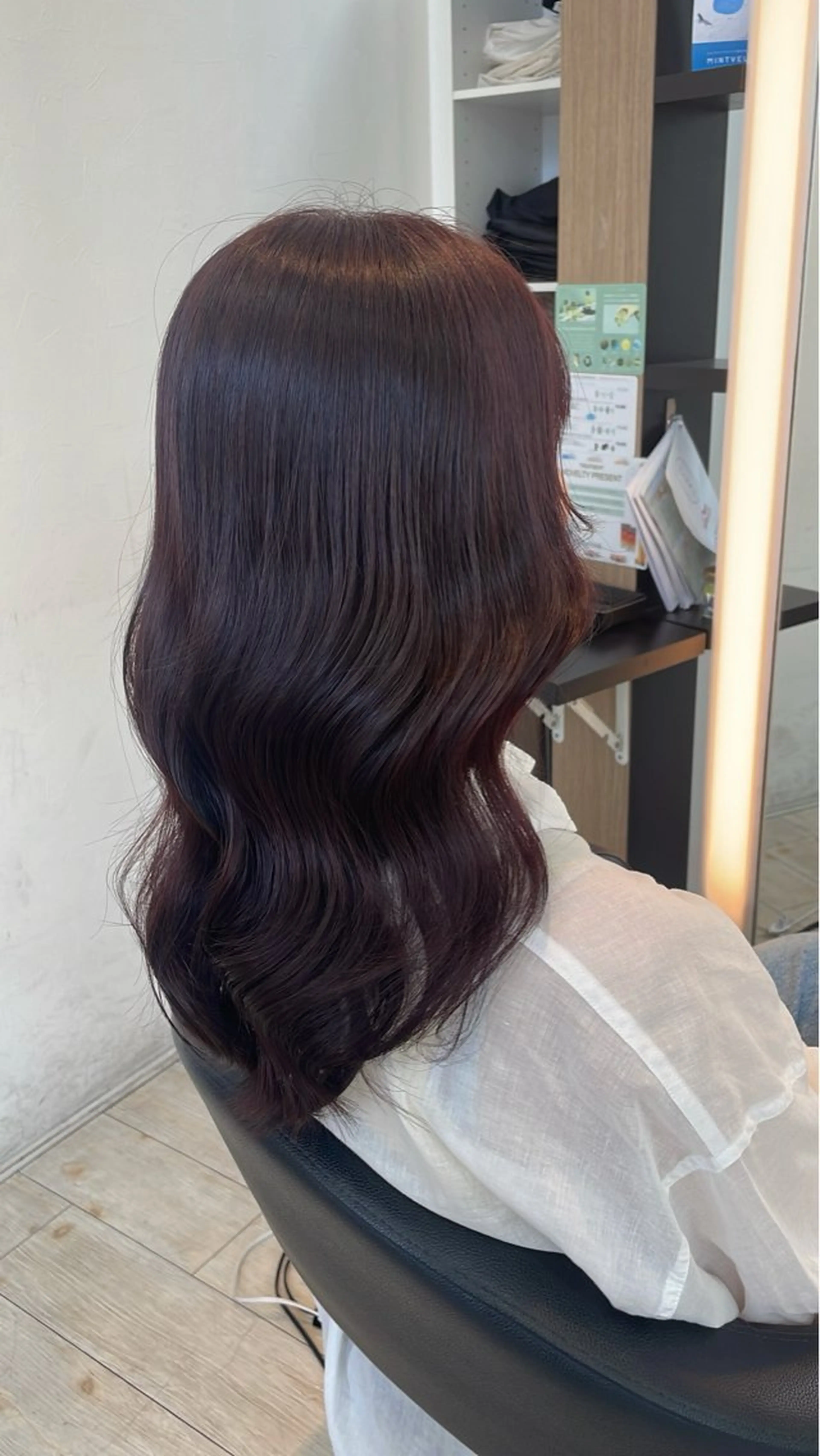 セミロング カラー ブリーチ カシス ブリーチなしカラー パープルカラー ヘアカラー トリートメント ブリーチ/髪質改善/ ハイトーン/暖色のヘアスタイル