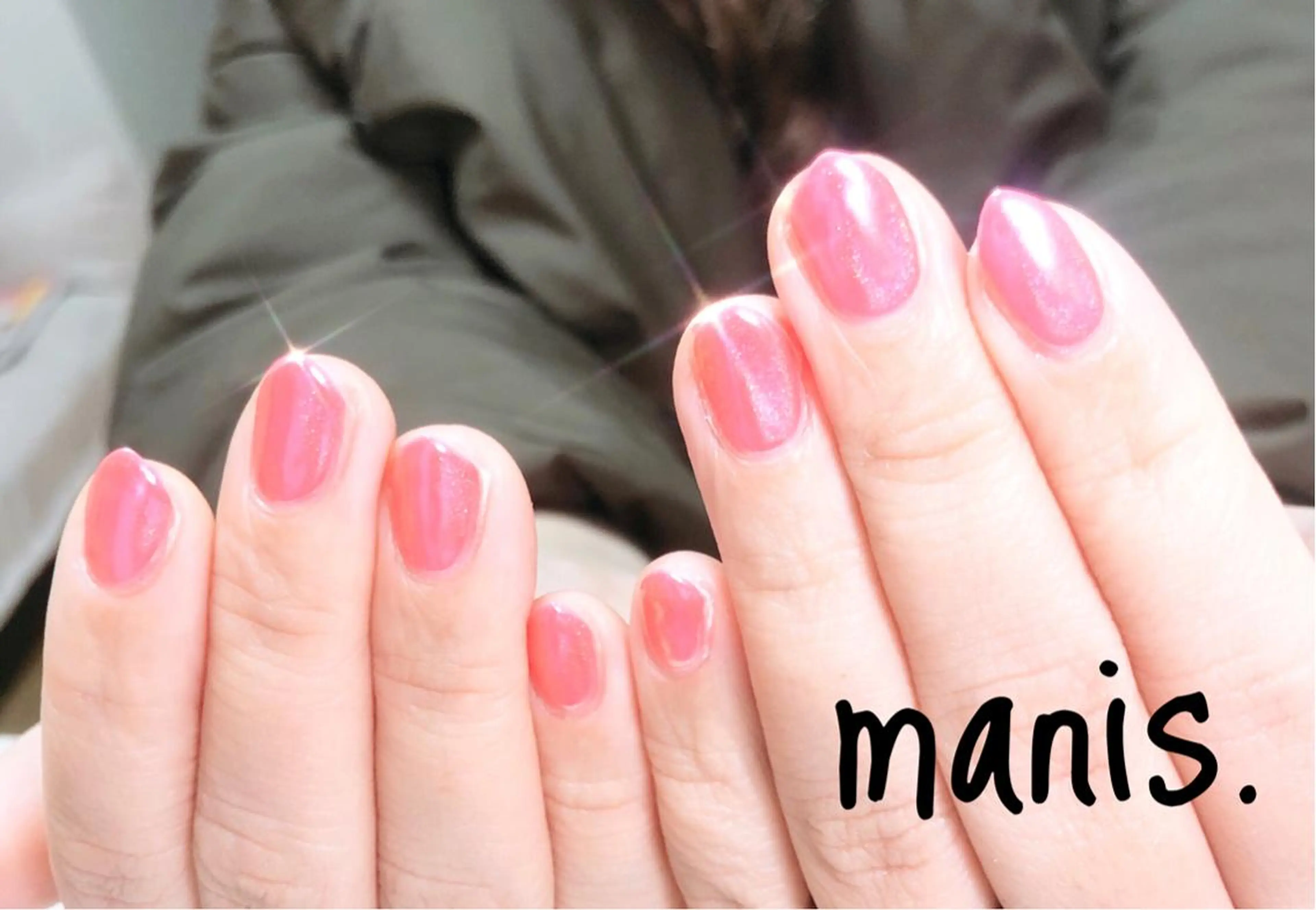 ネイル ハンドネイル manis .のネイルデザイン