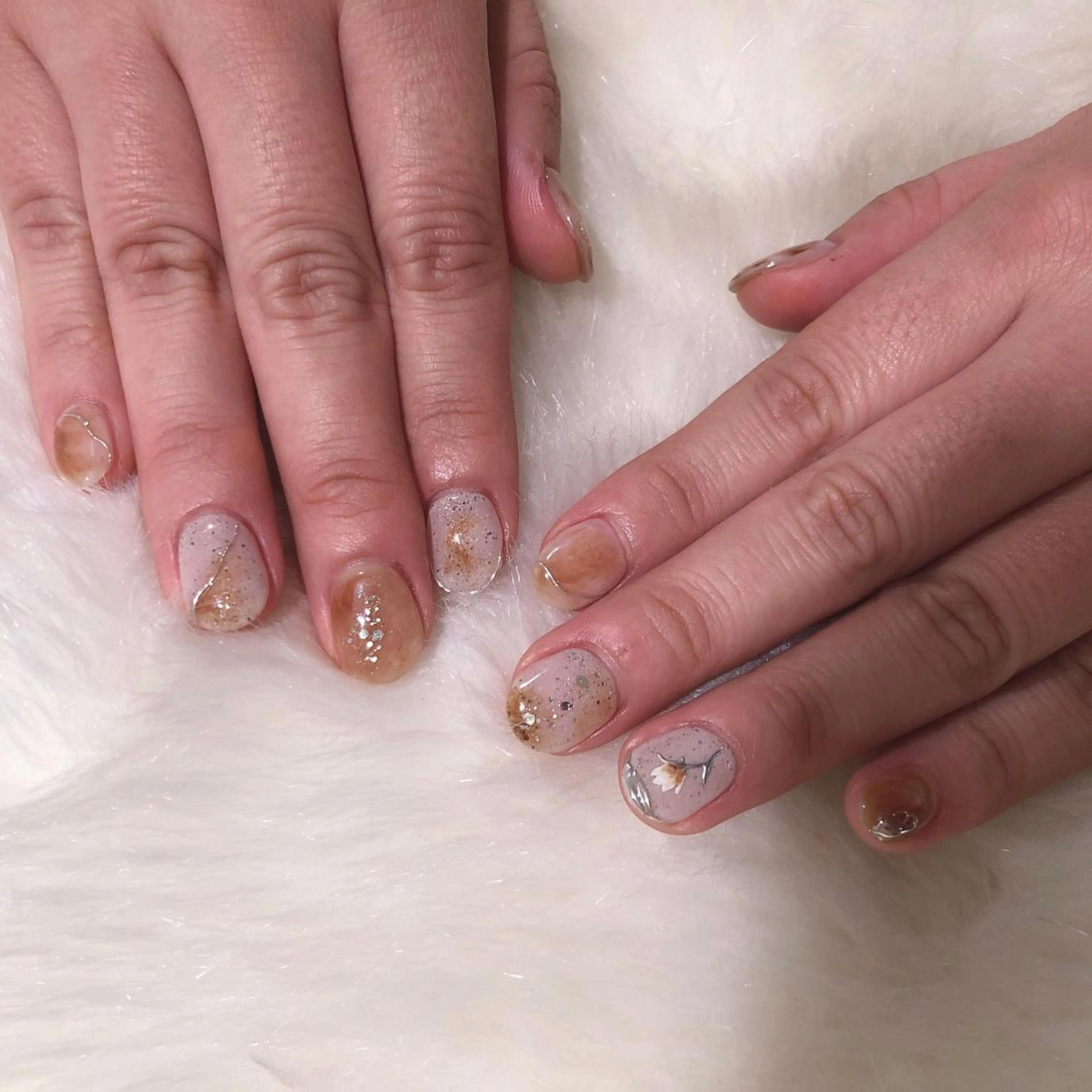 ネイル ハンドネイル フットネイル ハンドケア Nes.Nail所属・Miyagi Asamiのネイルデザイン