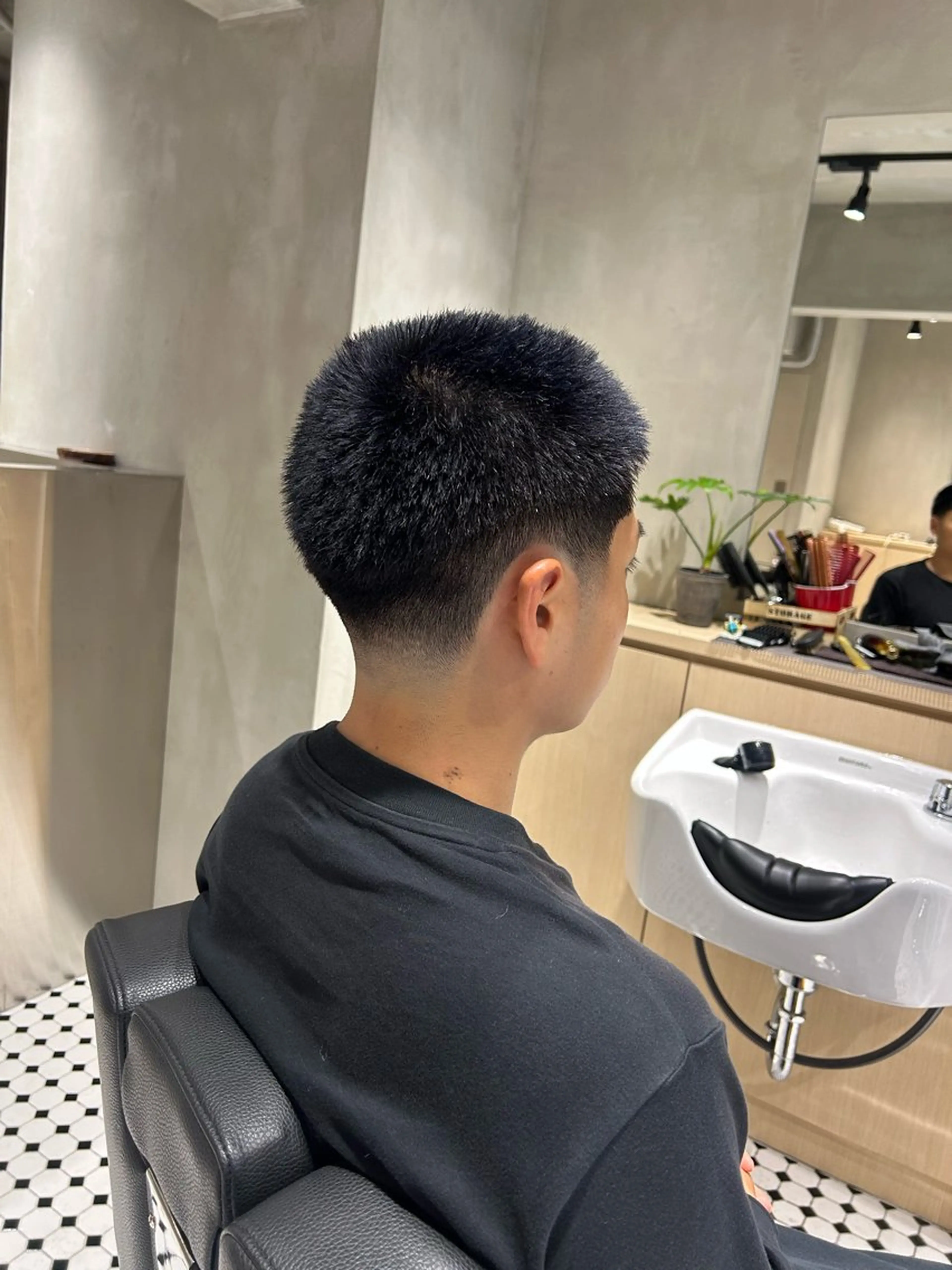 ショート メンズ フェードカット バズカット 【明大前フェード/ メンズパーマ/岳】のヘアスタイル