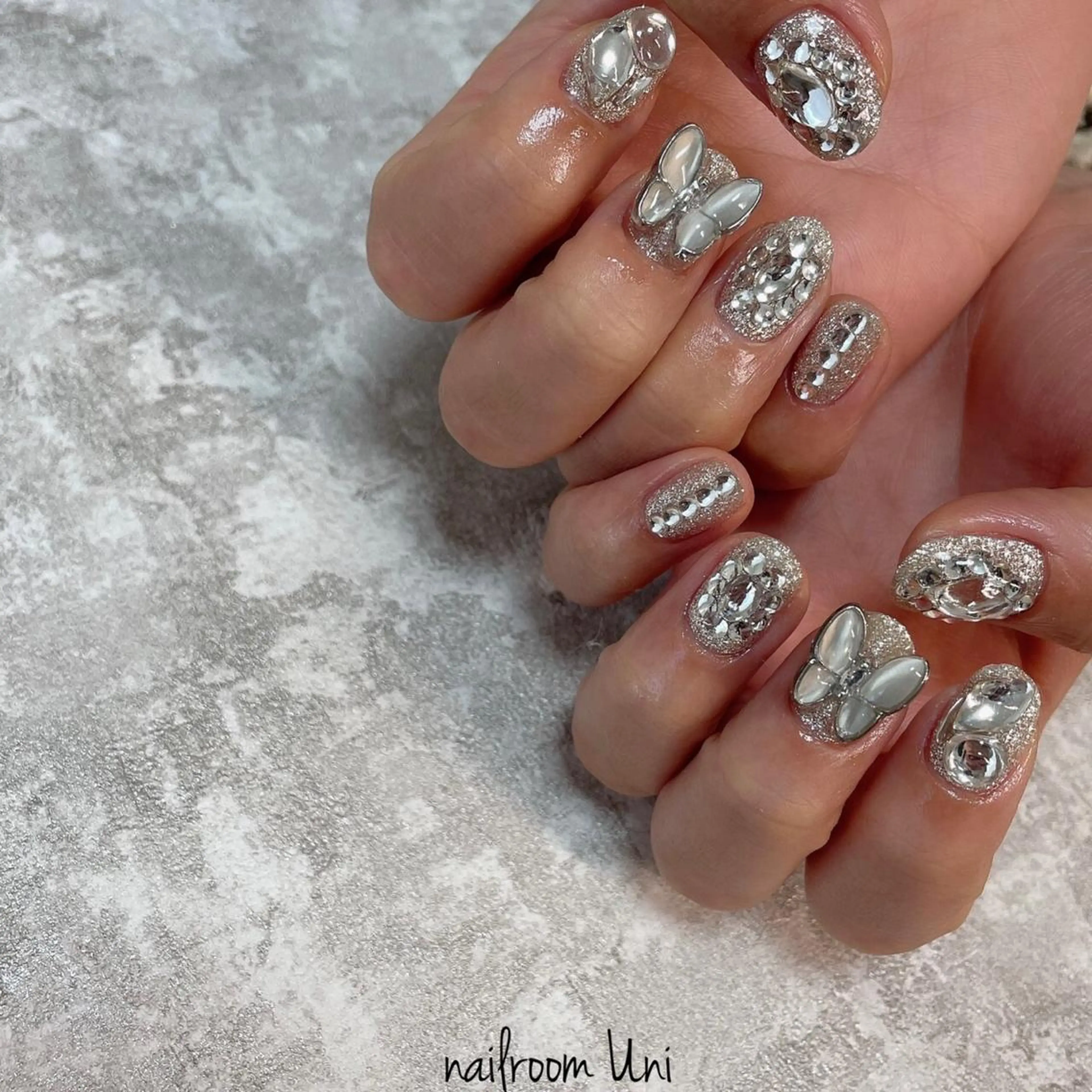 ネイル 持ち込み ハンドネイル lilbondir. chiharuのネイルデザイン