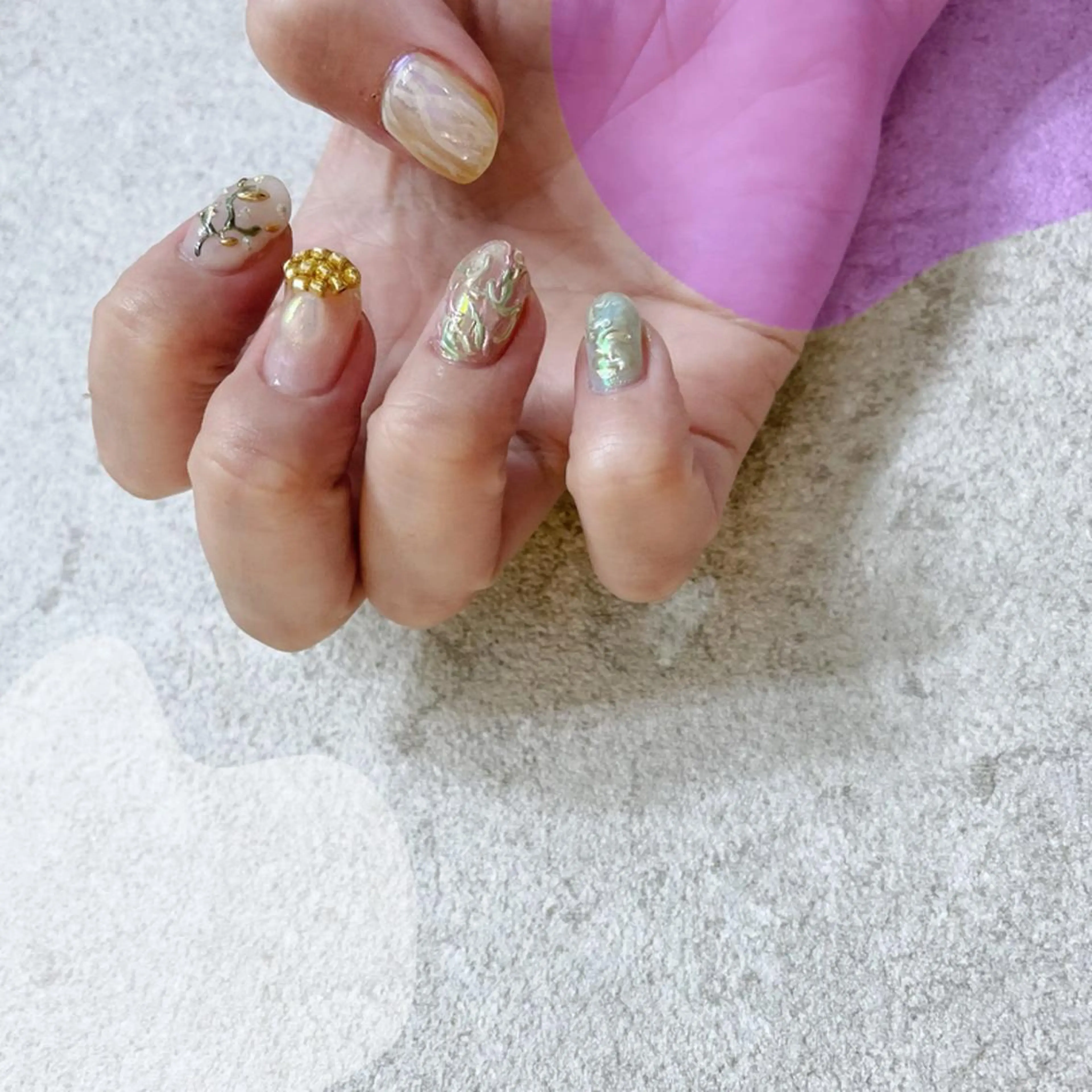 ミディアム VOLLMOND nailのネイルデザイン