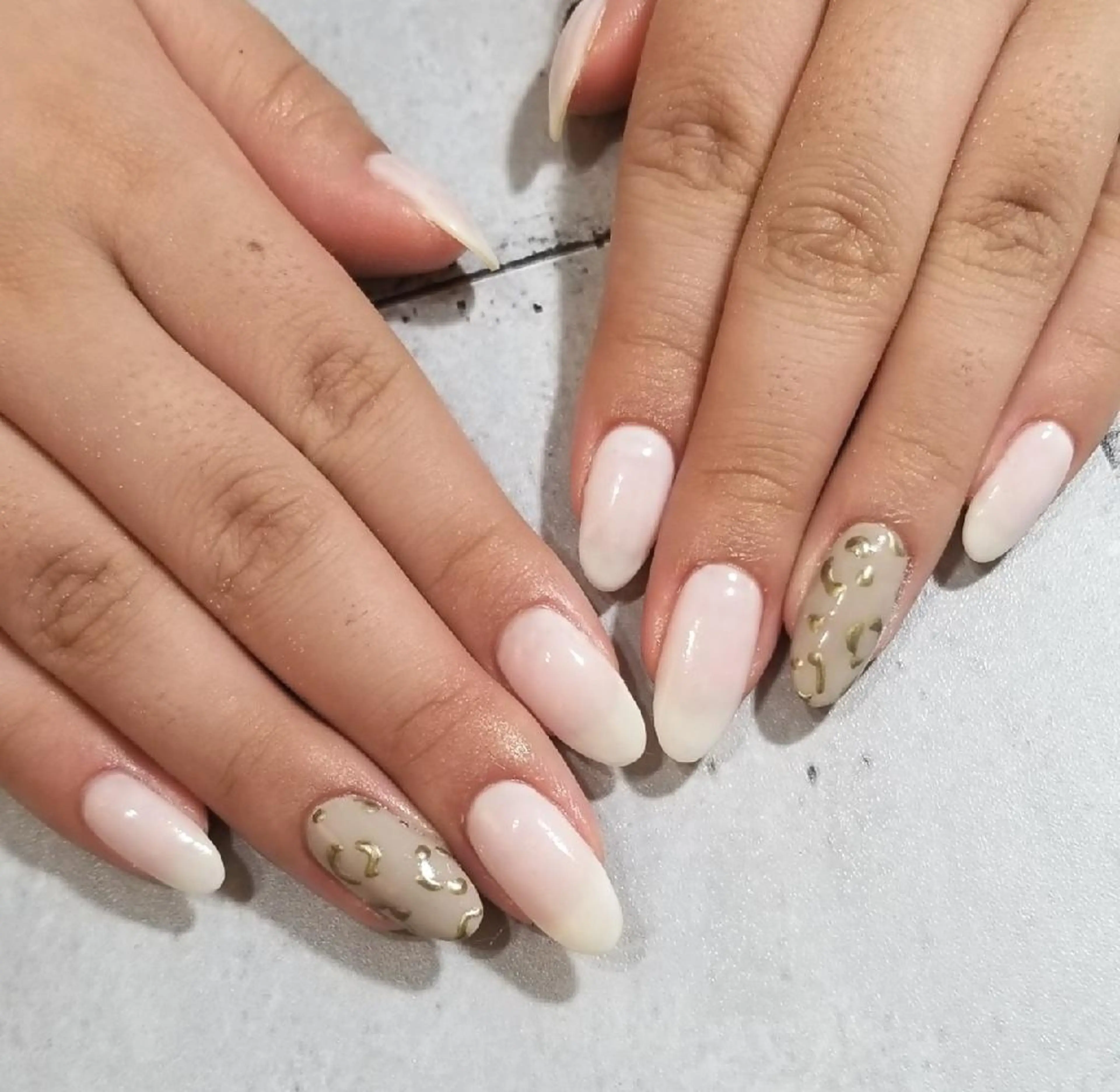 ネイル アートネイル ワンカラーネイル nailatelier nijiiro.所属・nijiiro🌈 サトウのネイルデザイン