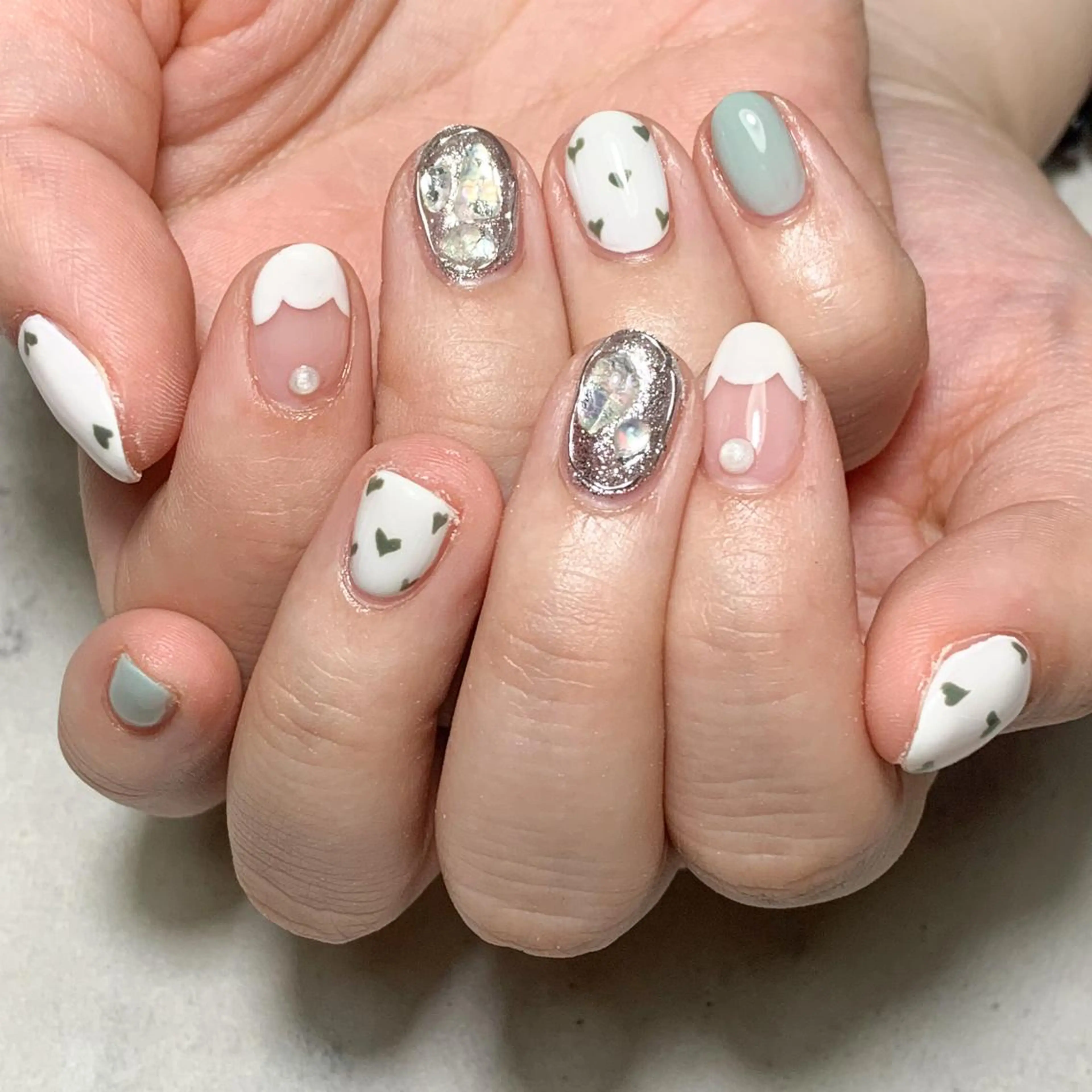 ネイル atelier　FIORITURA所属・FIORITURA aiのネイルデザイン