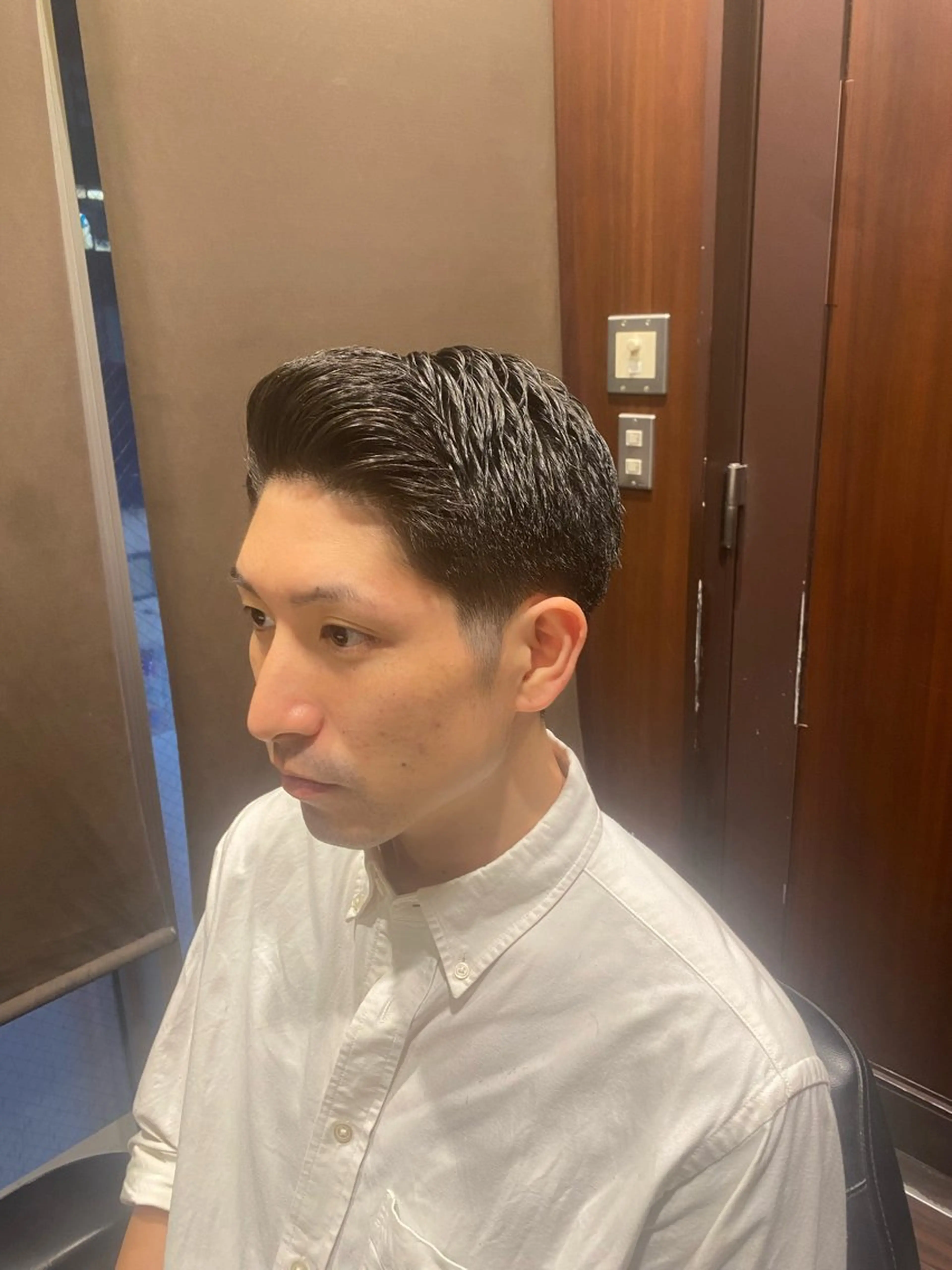 ショート メンズ ヒロ銀座バーバーショップ東京駅丸の内店所属・對馬 虎太郎のヘアスタイル