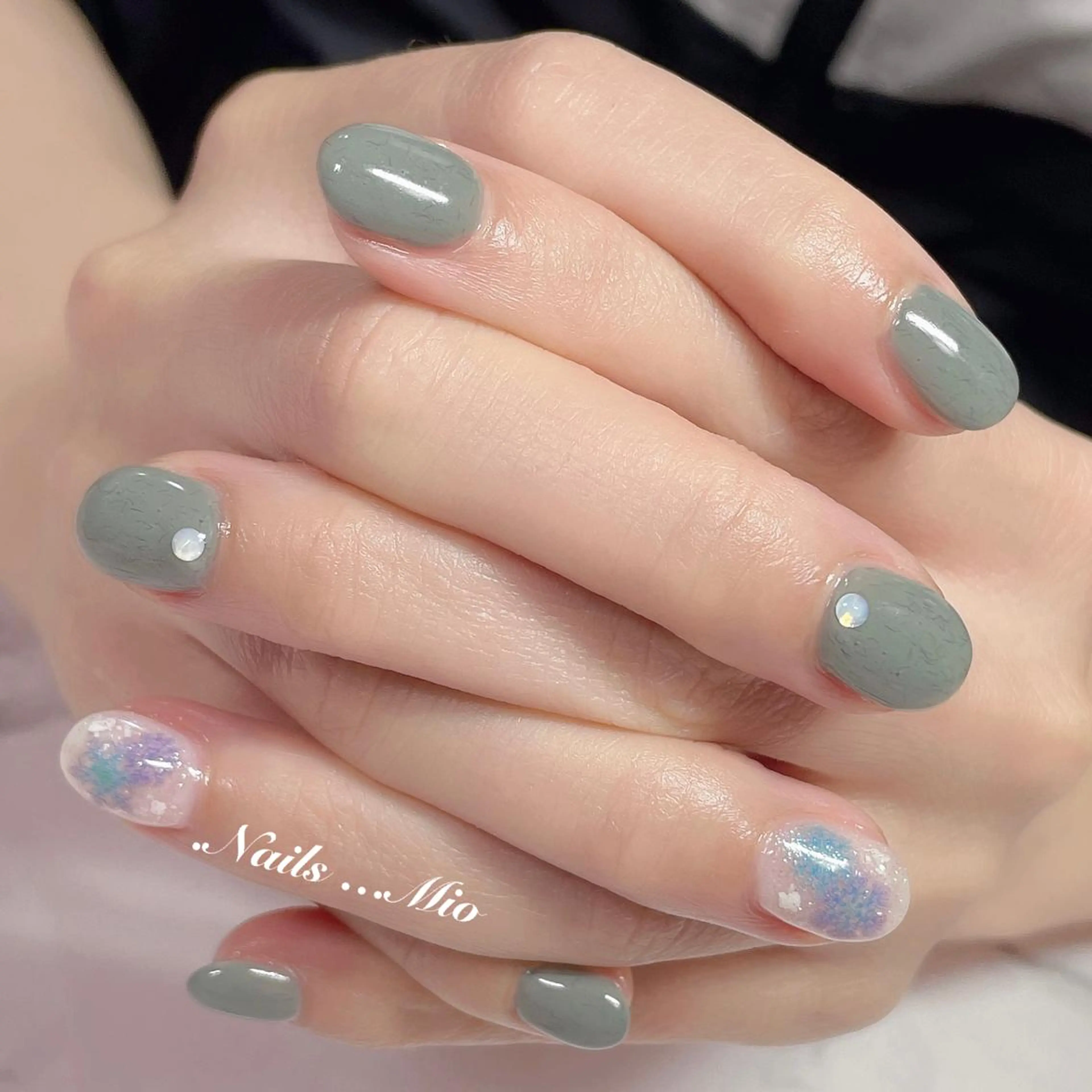 ネイル アートネイル ワンカラーネイル .Nails Mio 赤羽西ネイルサロンのネイルデザイン