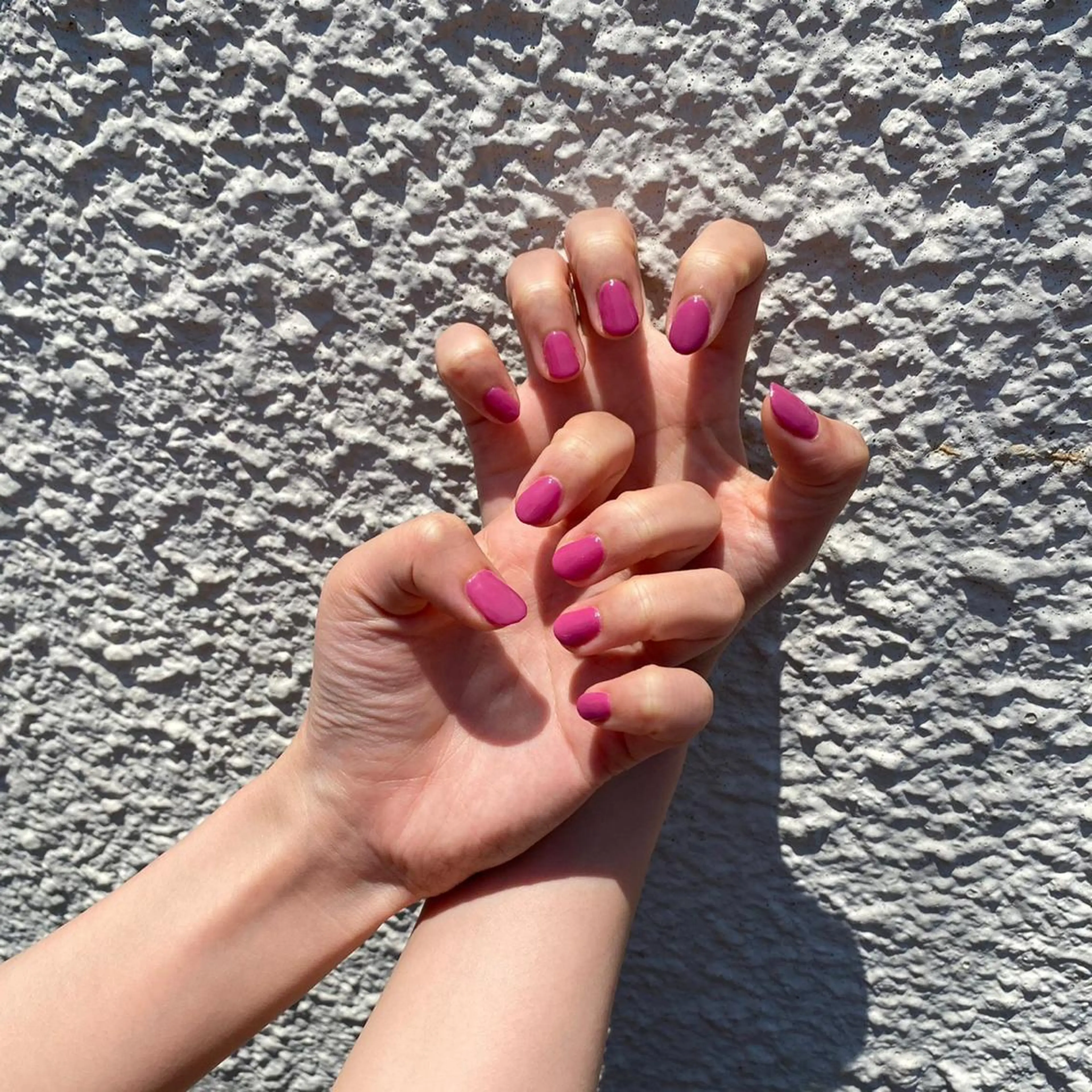 ネイル 暖色ｶﾗｰ/ﾚｲﾔｰ ｶｯﾄ/Yunaのヘアスタイル