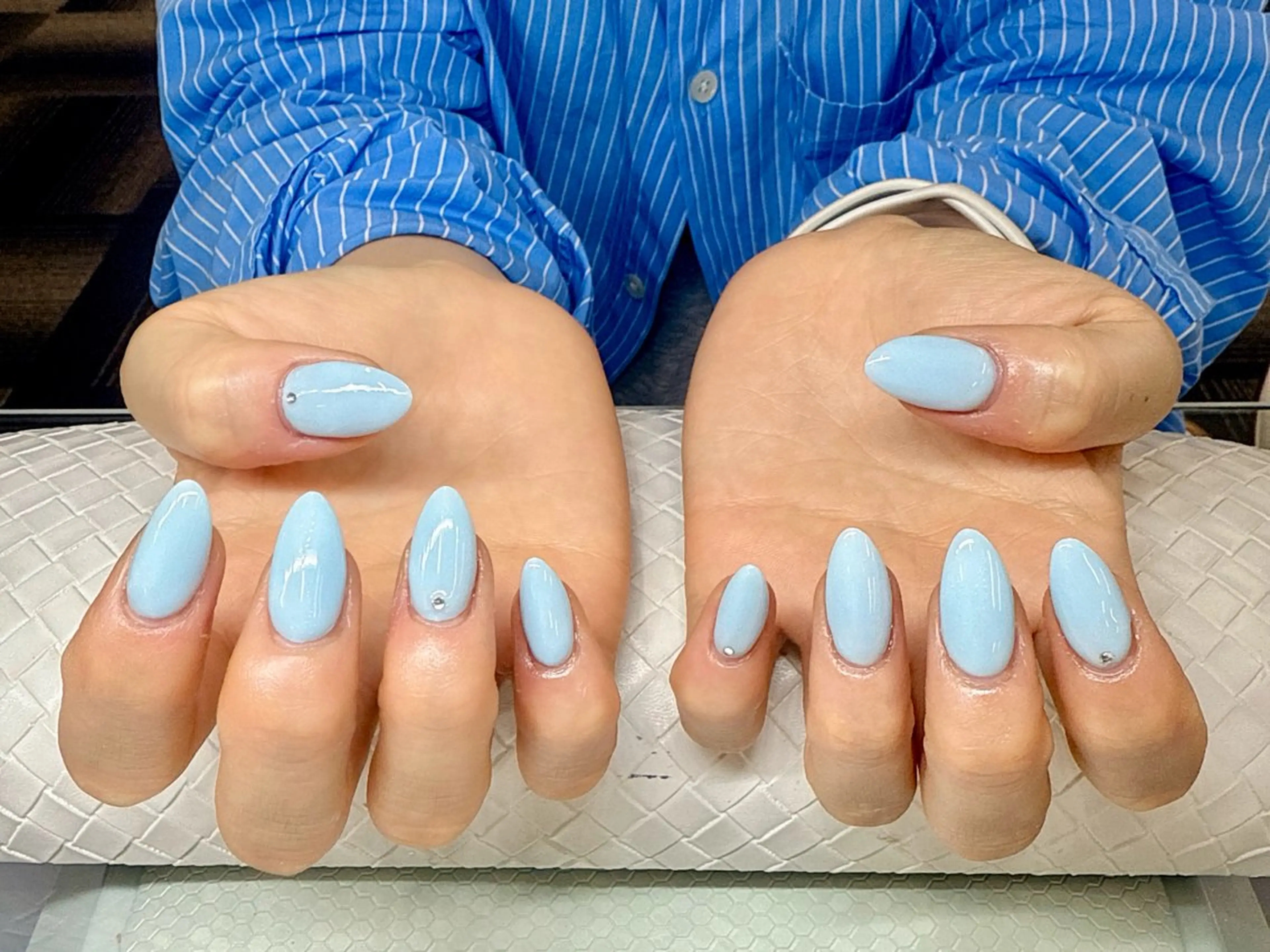 ネイル 長さ出し フットネイル フレンチネイル ジェルネイル ガーリー ハンドネイル フットネイル ハンドケア NYネイルサロン　千葉中央店所属・NYネイルサロン 千葉中央店のネイルデザイン