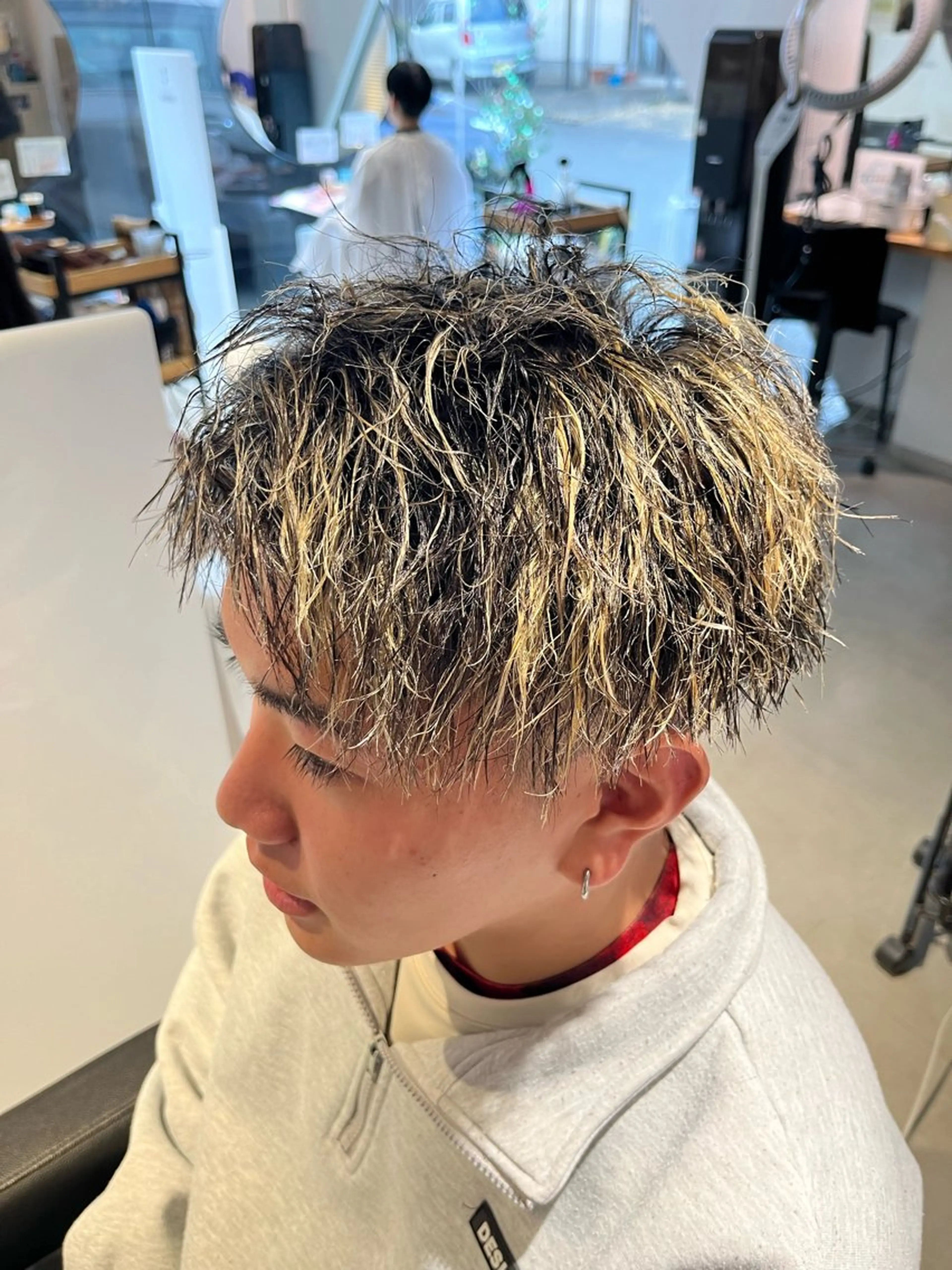 ショート カラー パーマ メンズ APREKO RIKUのヘアスタイル