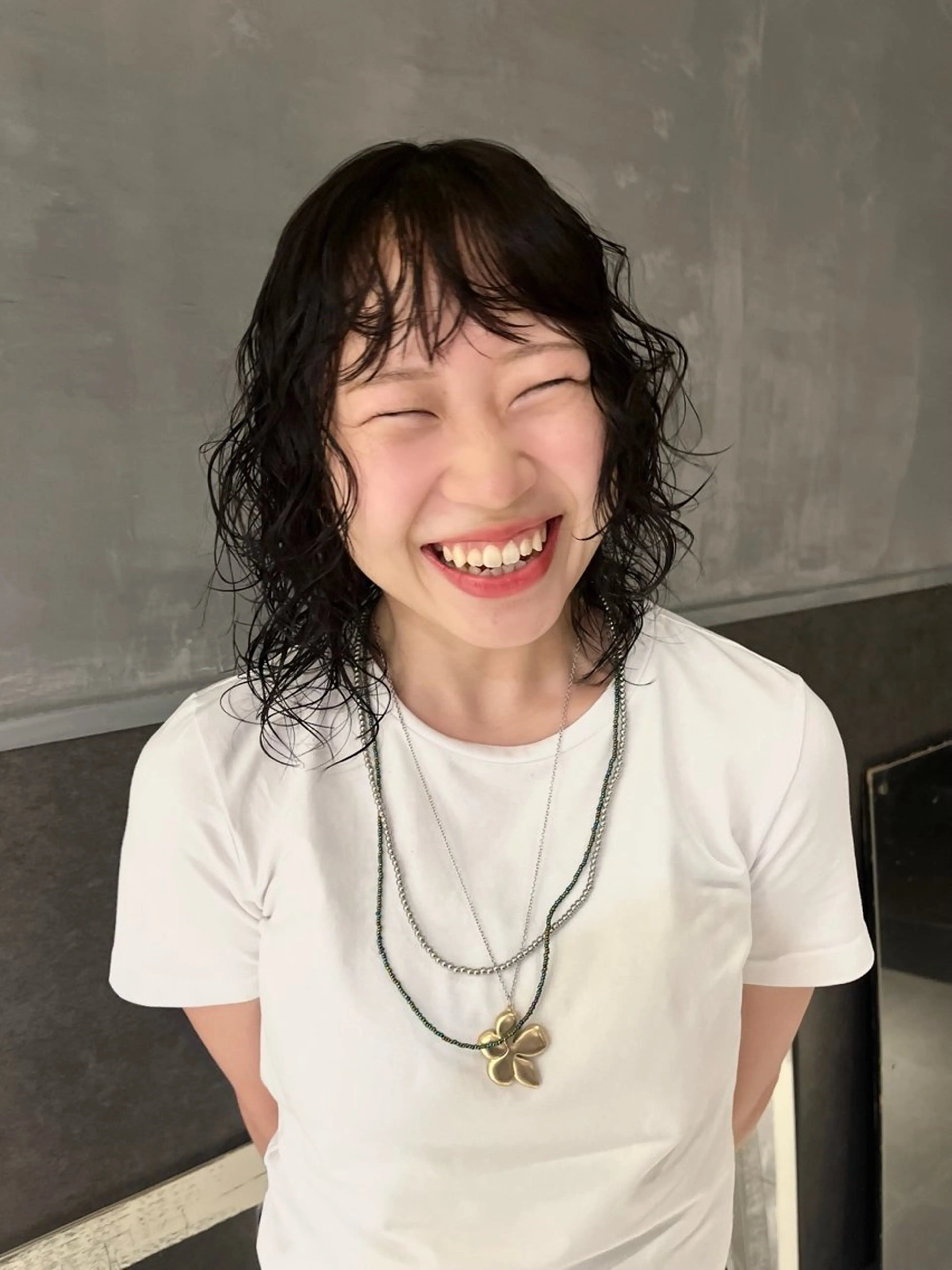 ミディアム パーマ 田中 里奈のヘアスタイル
