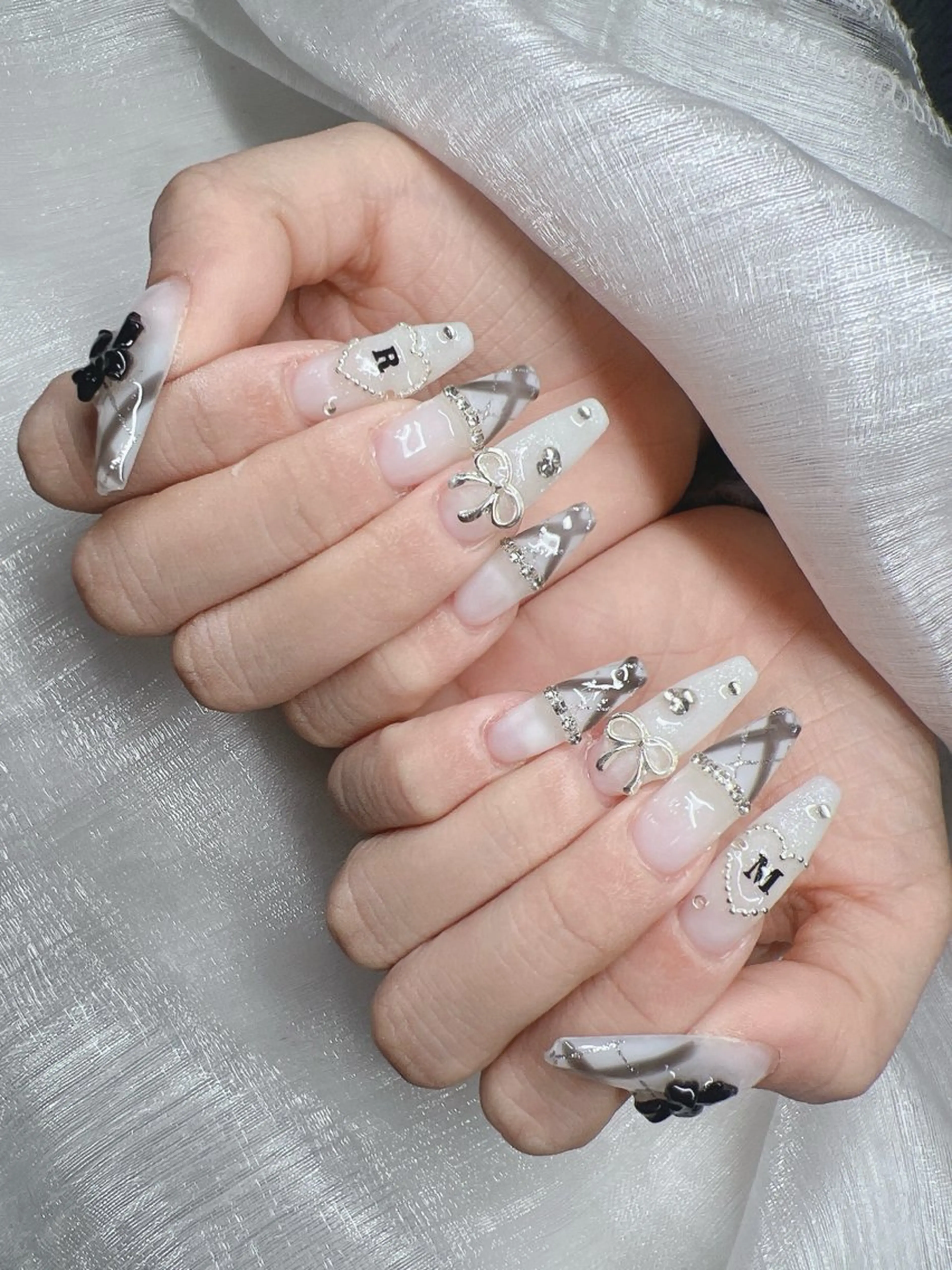 ネイル ハンドネイル Lee Nails チップ長さだし専門店のネイルデザイン